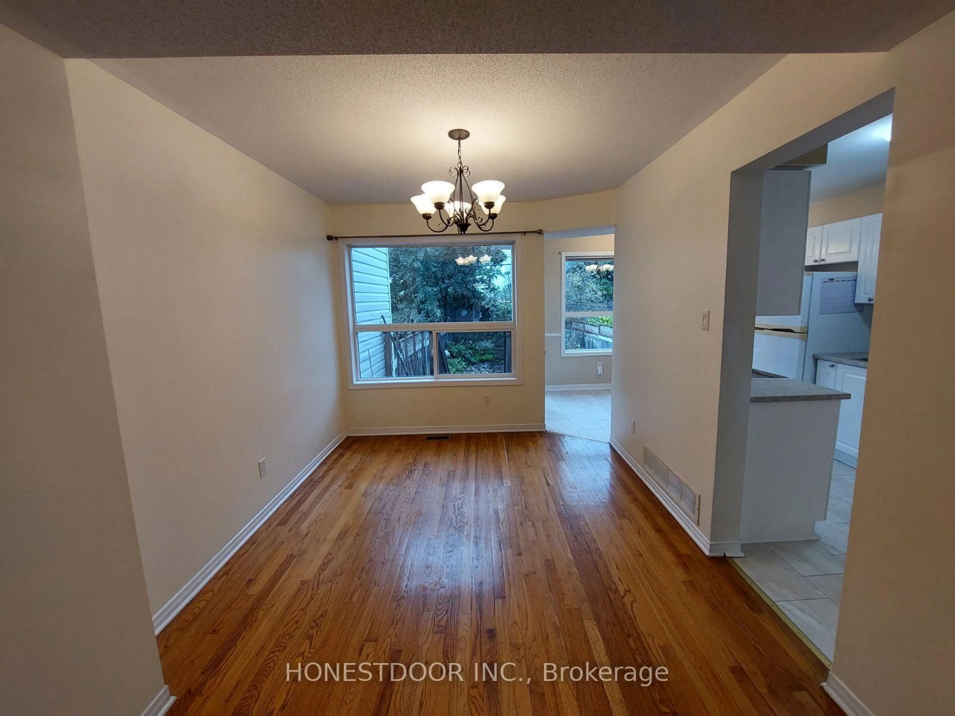 A pic of a room for 49 Mullcraft Cres, Ottawa Ontario K2J 4P7