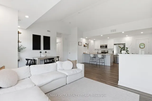 400 C Rolling Meadow Cres #C, Ottawa 5