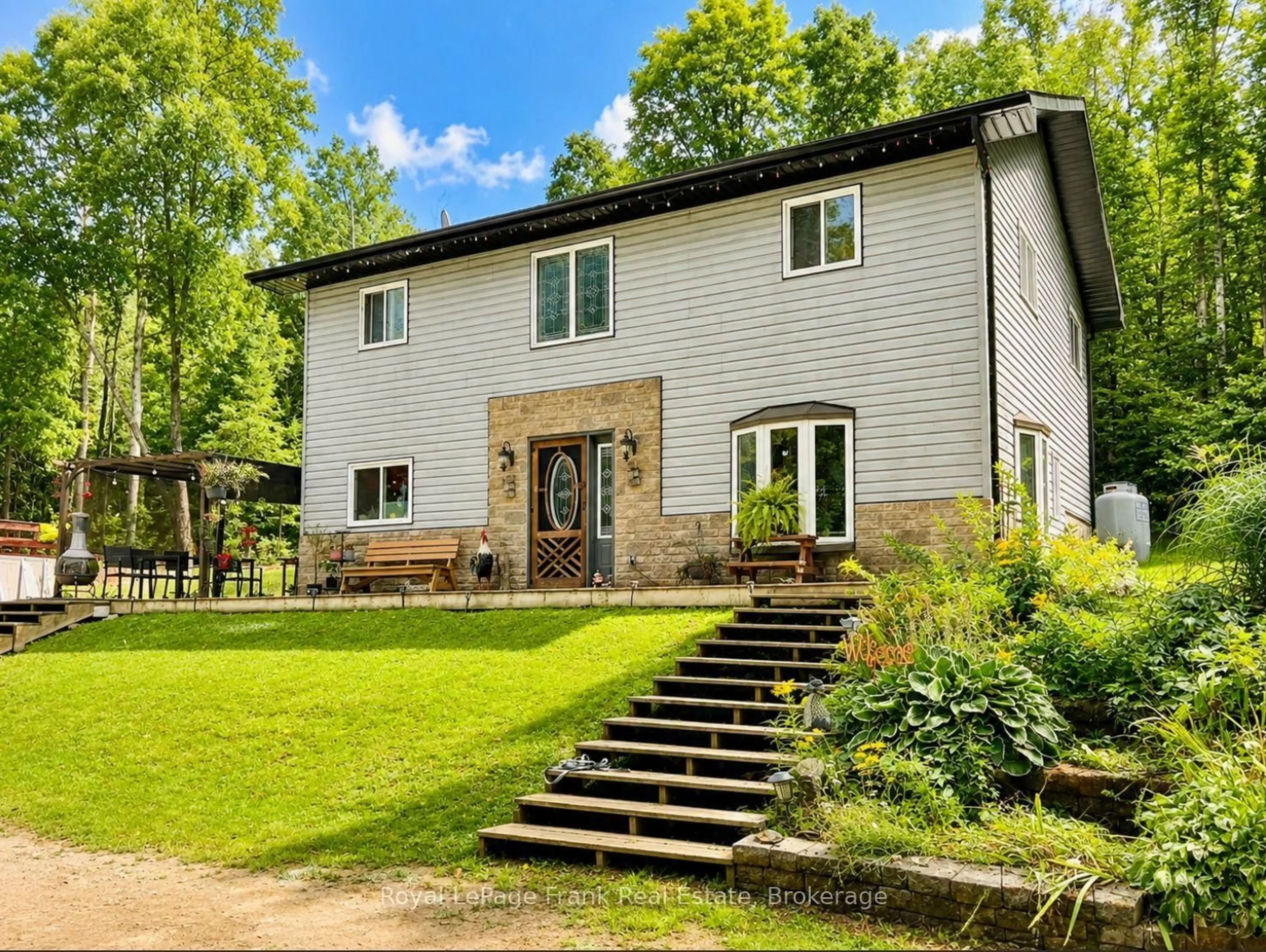 Home with brick exterior material, street for 1630 Musclow Greenview Rd, Bancroft Ontario K0L 1C0