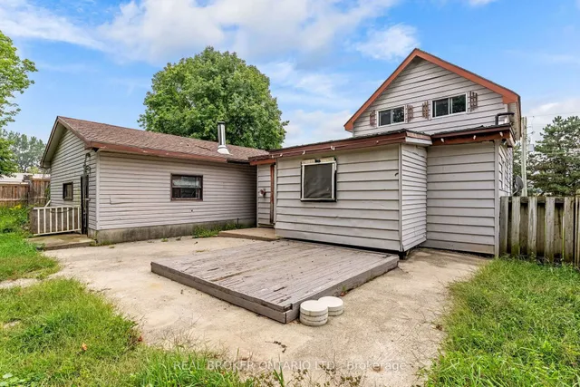 19 Coleman St, Huron East 5