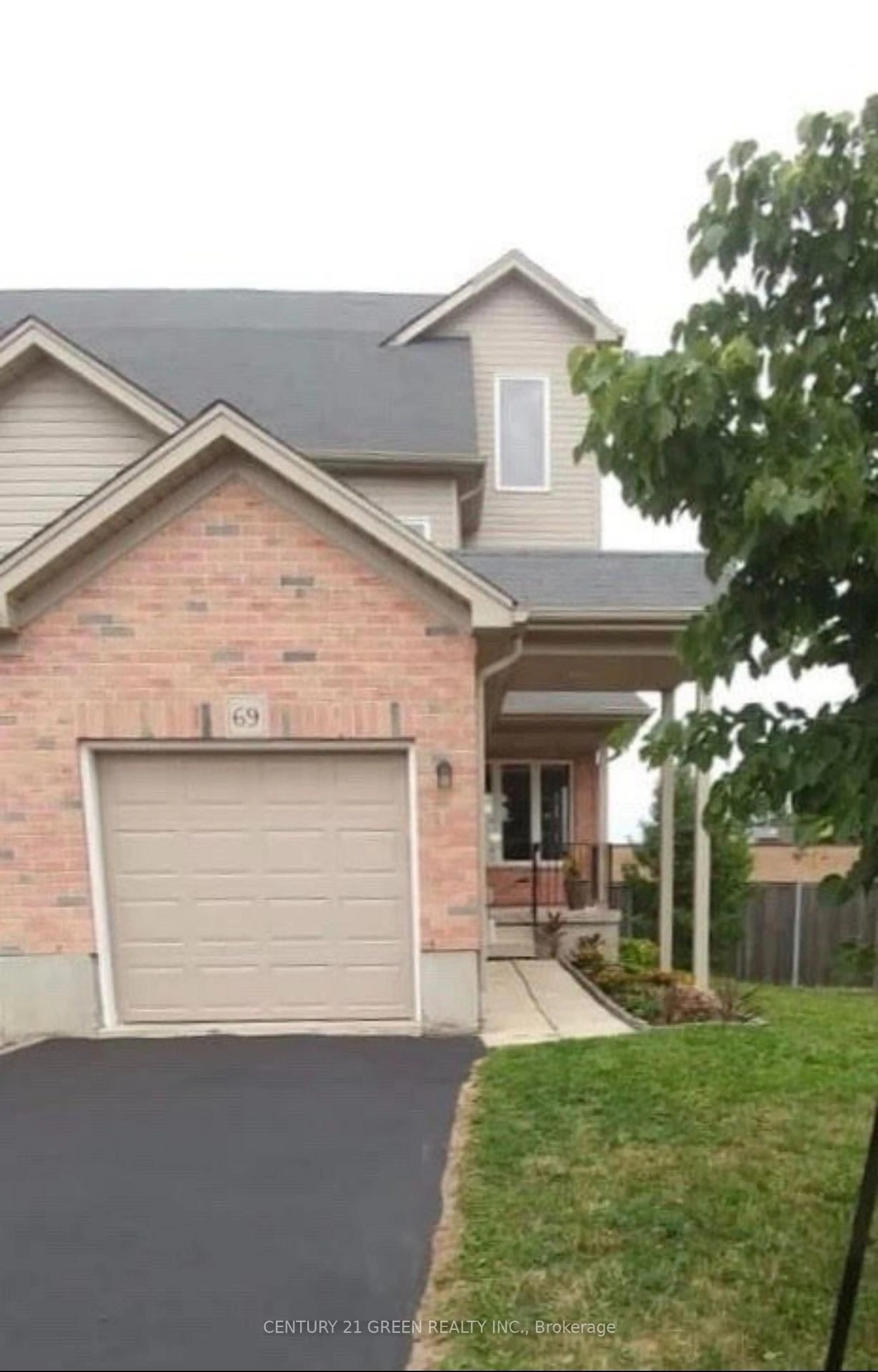 Home with brick exterior material, street for 69 Brookfield Cres, Kitchener Ontario N2E 0A6