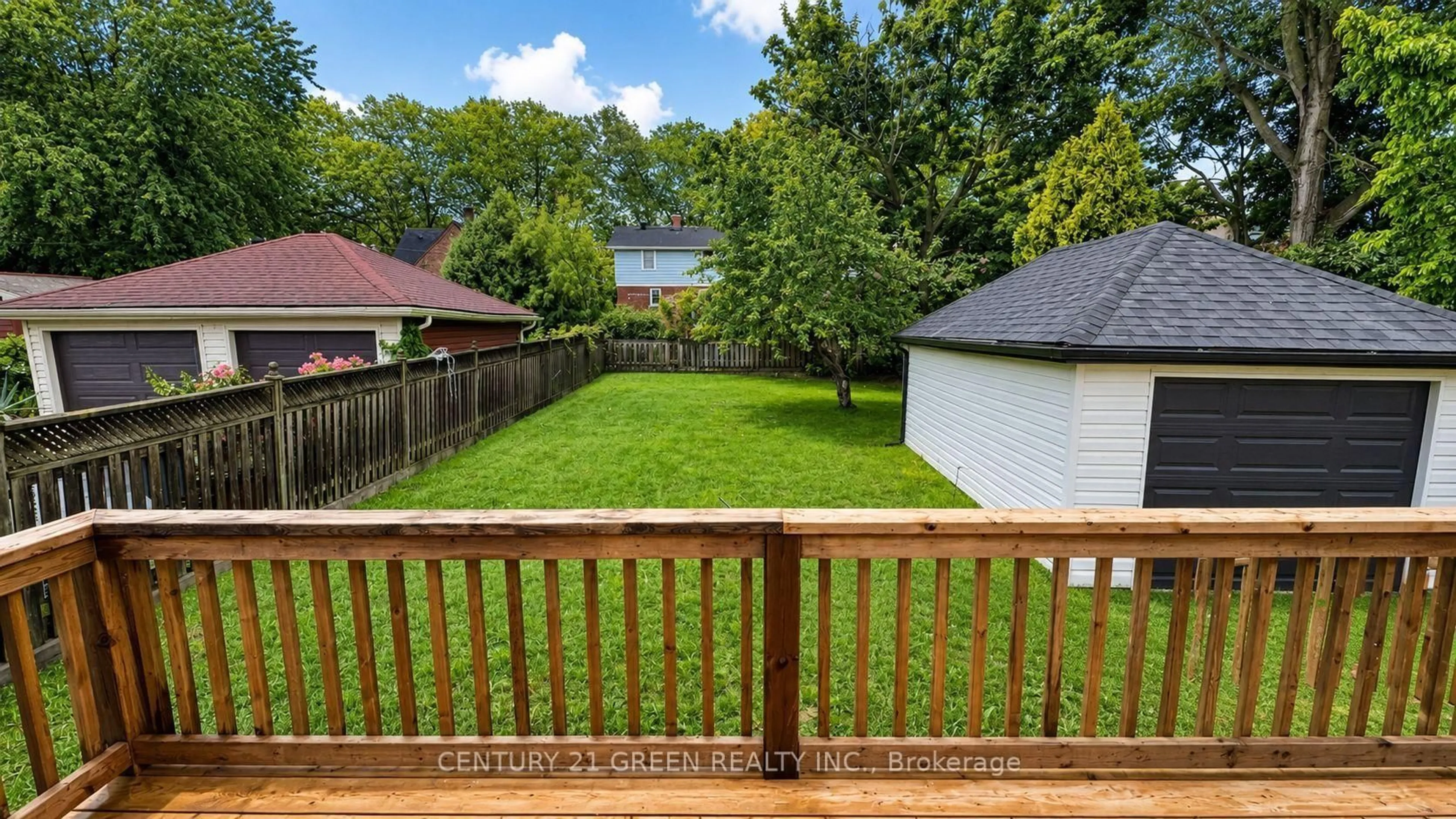 Patio, unknown for 5174 Jepson St, Niagara Falls Ontario L2E 1K8