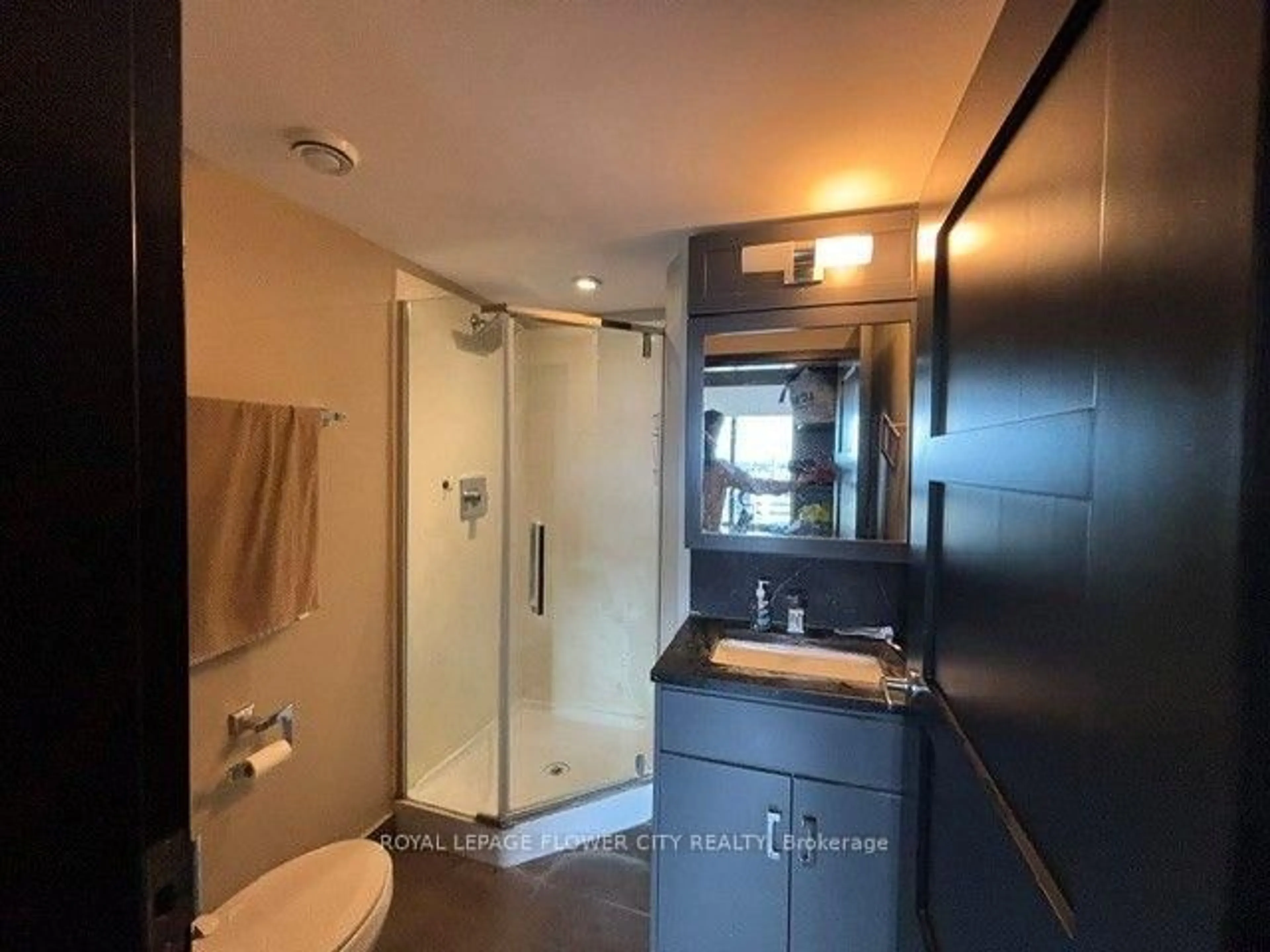 Standard bathroom, ceramic/tile floor for 330 Phillip St #1002, Waterloo Ontario N2L 3W9