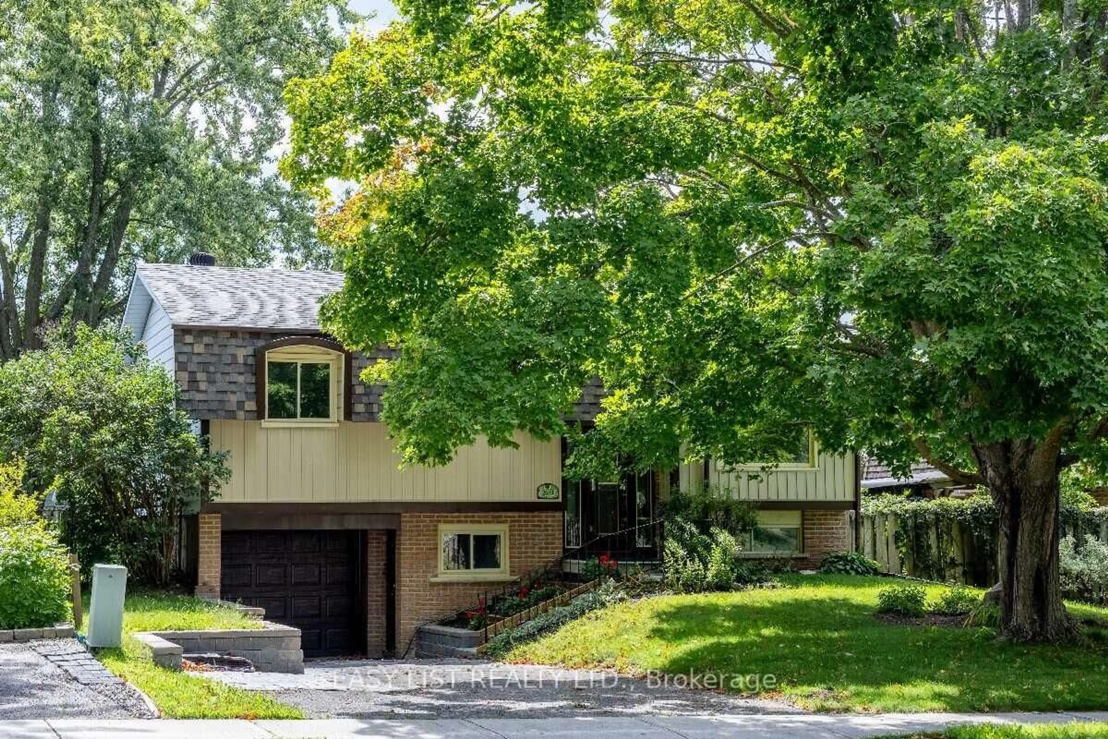 Home with brick exterior material, street for 2651 Marsdale Dr, Peterborough Ontario K9L 1R5