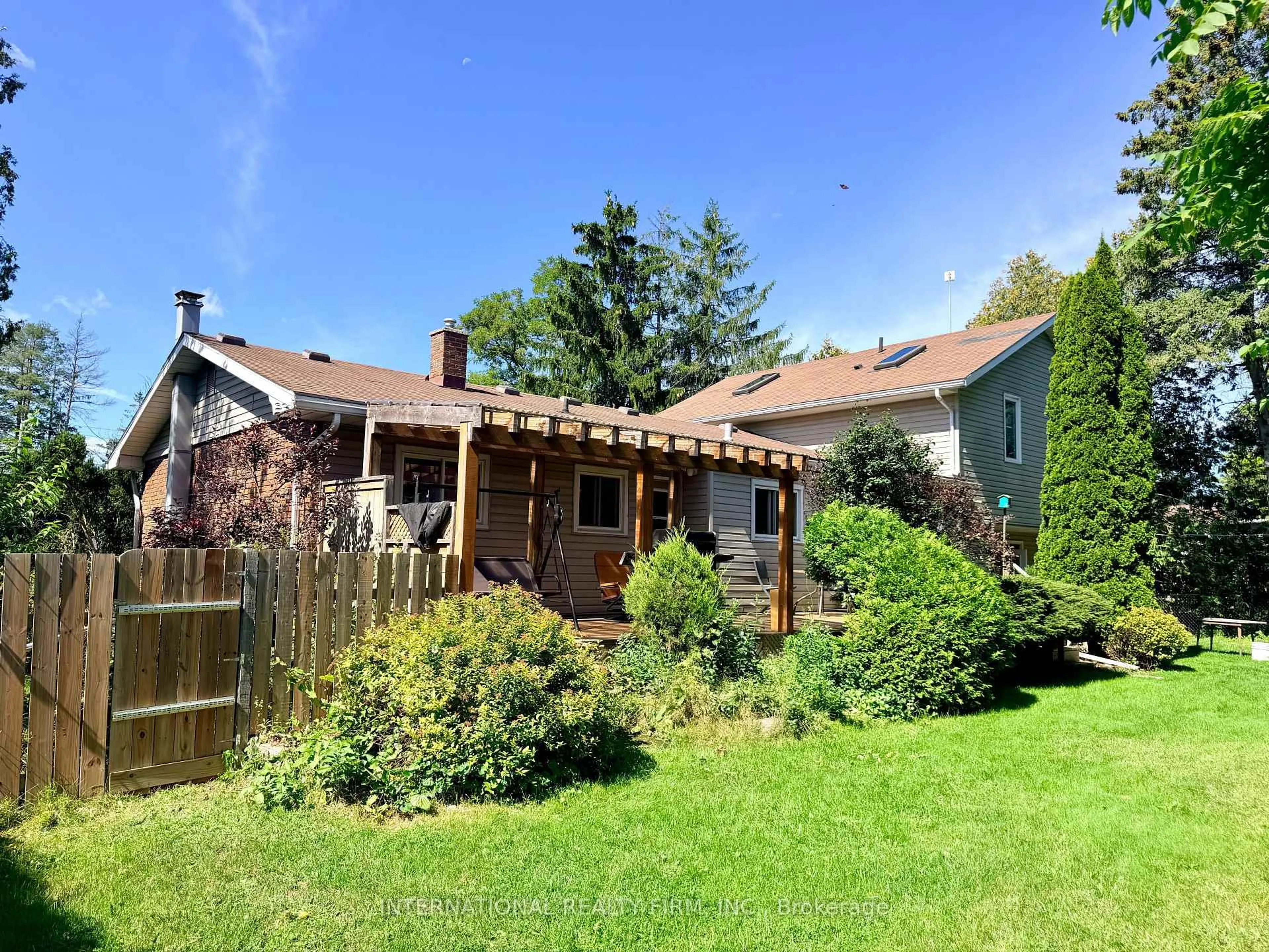 A pic from outside/outdoor area/front of a property/back of a property/a pic from drone, street for 2601 Division St, Hamilton Township Ontario K9A 4J7
