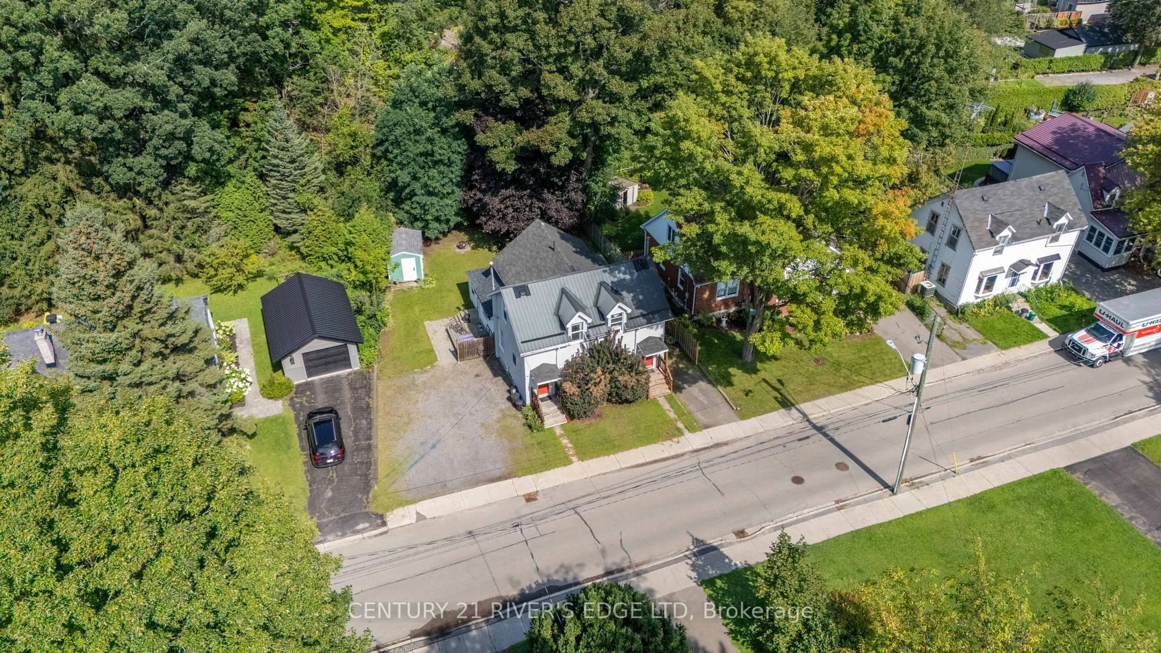 A pic from outside/outdoor area/front of a property/back of a property/a pic from drone, street for 54 Hartley St, Brockville Ontario K6V 3N5