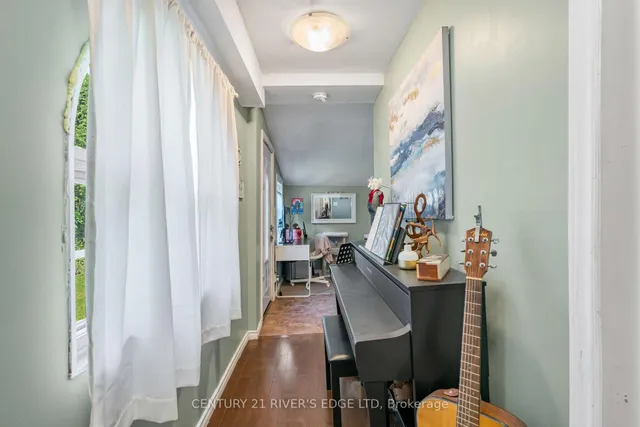 54 Hartley St, Brockville 4
