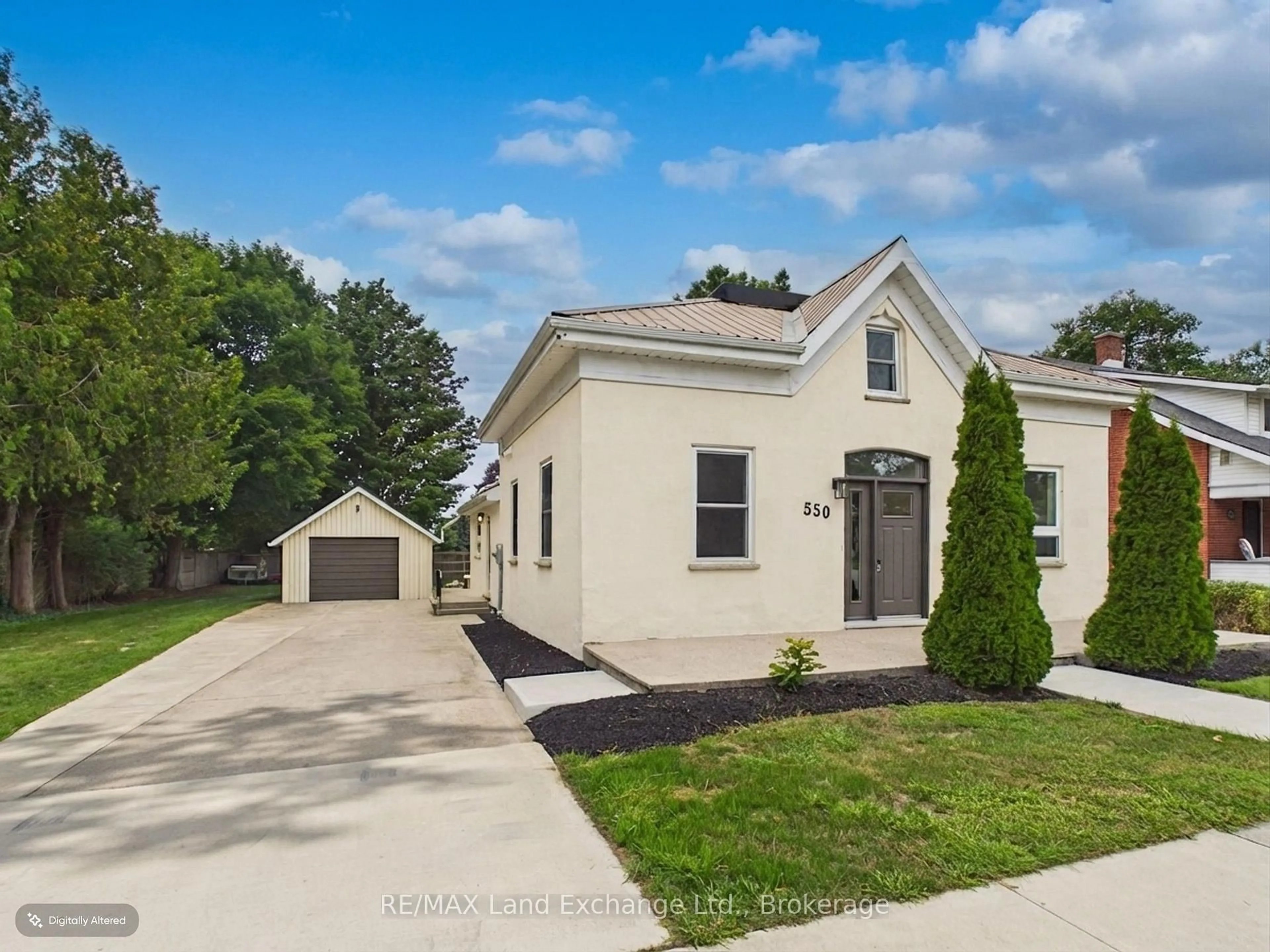 Unknown for 550 Queen St, Kincardine Ontario N2Z 2H9