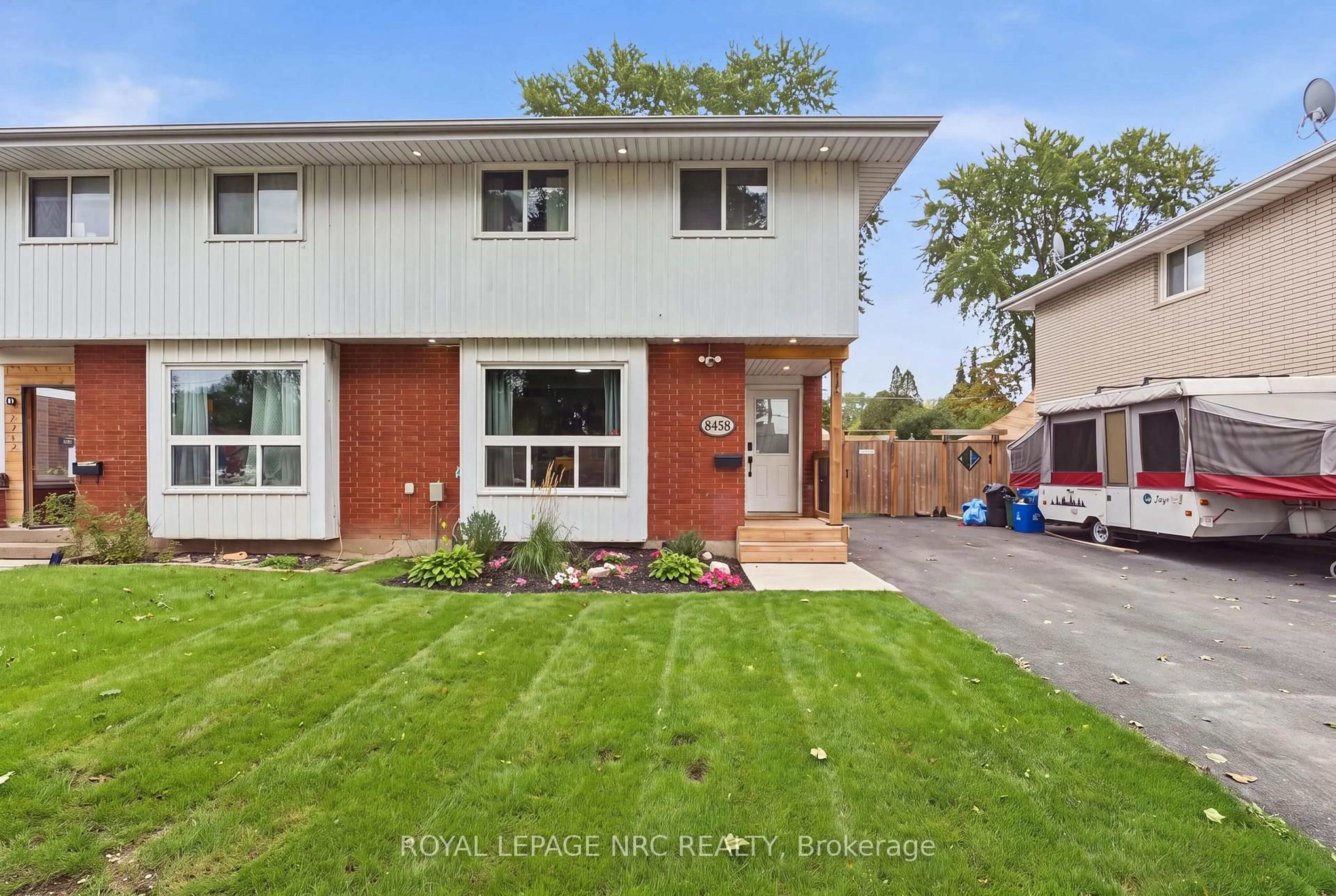 Home with brick exterior material, street for 8458 Willoughby Dr, Niagara Falls Ontario L2G 6X5