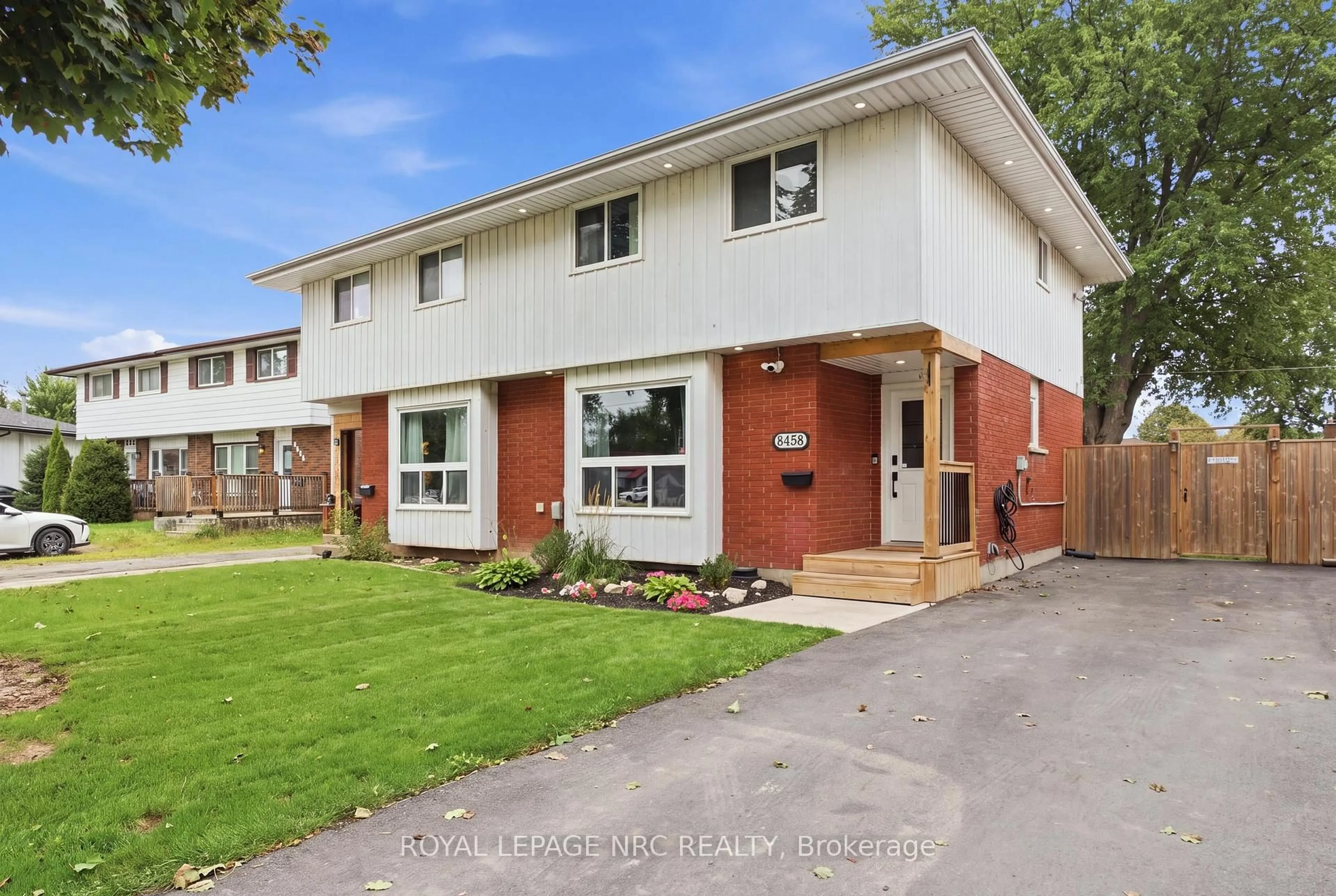 Home with brick exterior material, street for 8458 Willoughby Dr, Niagara Falls Ontario L2G 6X5