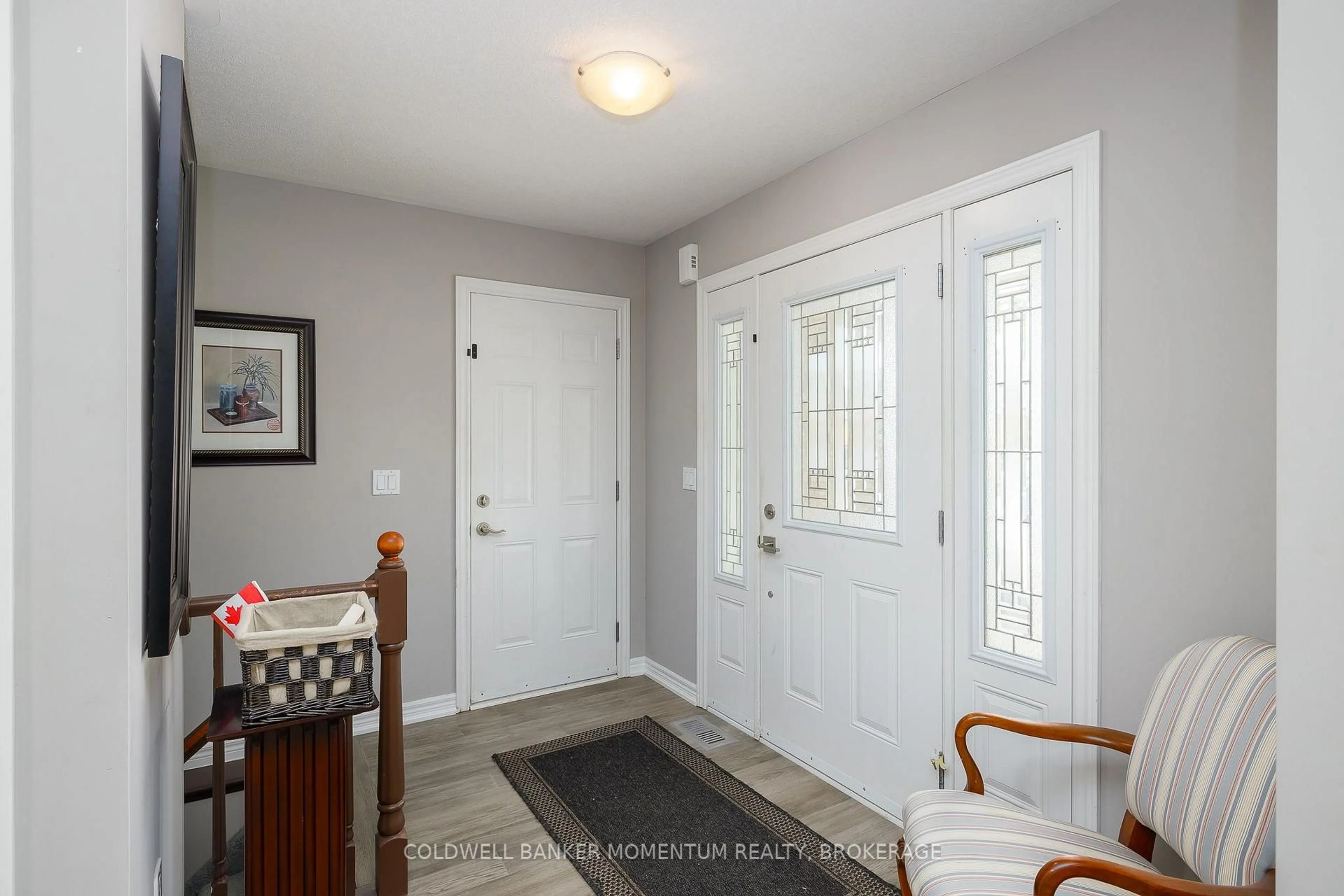 Indoor entryway for 3941 Bellwood Lane, Lincoln Ontario L0R 2C0