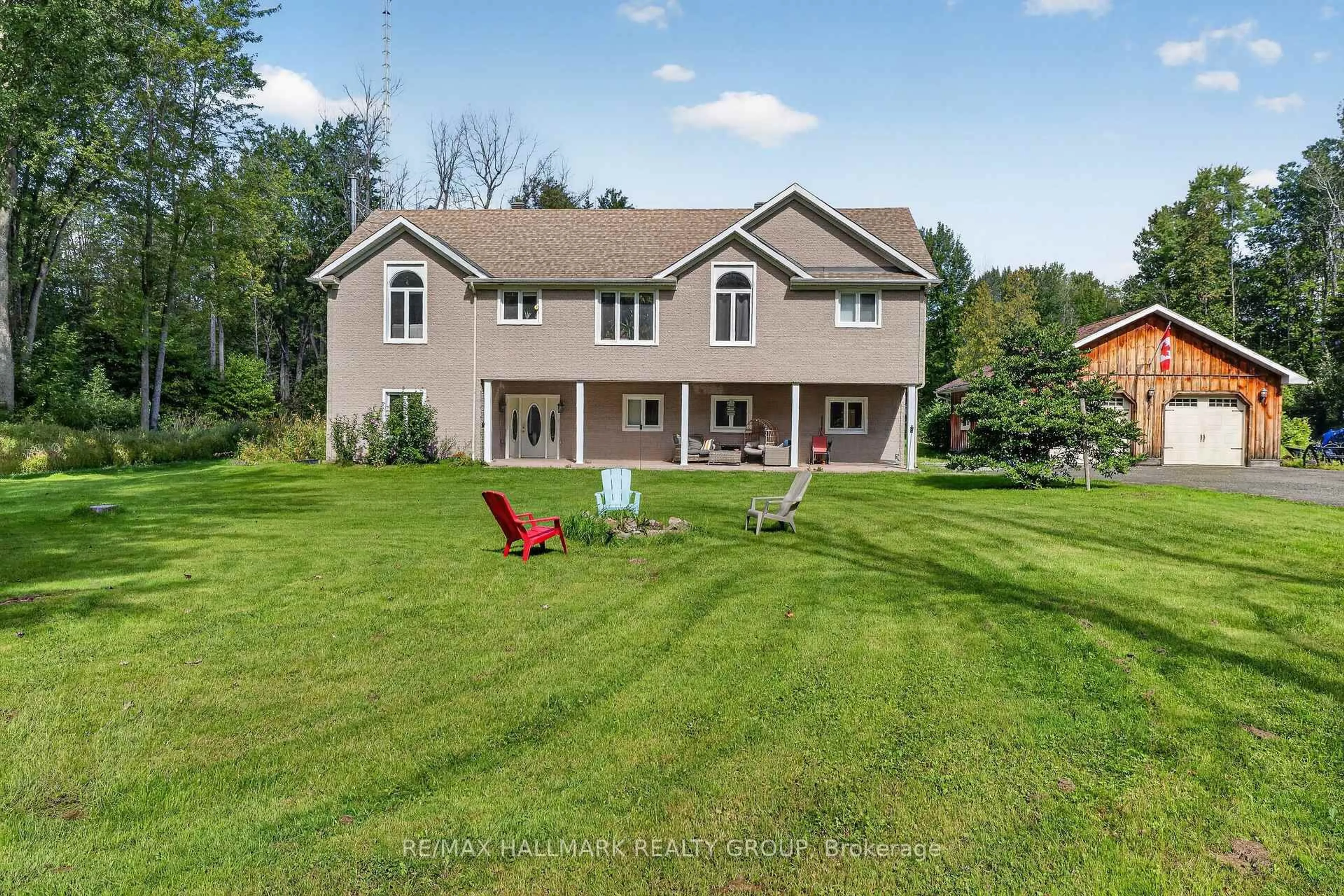A pic from outside/outdoor area/front of a property/back of a property/a pic from drone, unknown for 3212 Dukelow Rd, Edwardsburgh/Cardinal Ontario K0E 1X0