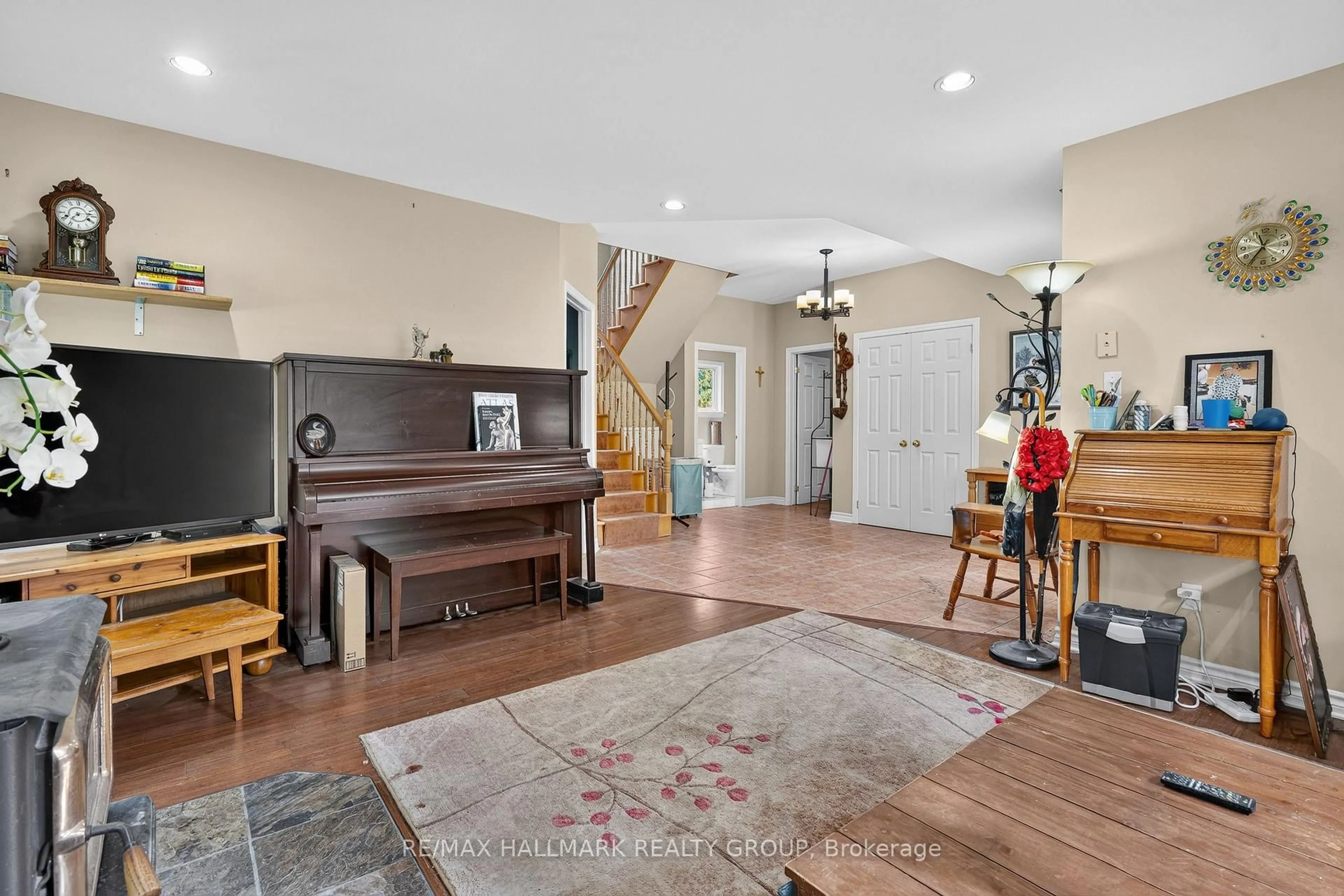 Unknown for 3212 Dukelow Rd, Edwardsburgh/Cardinal Ontario K0E 1X0