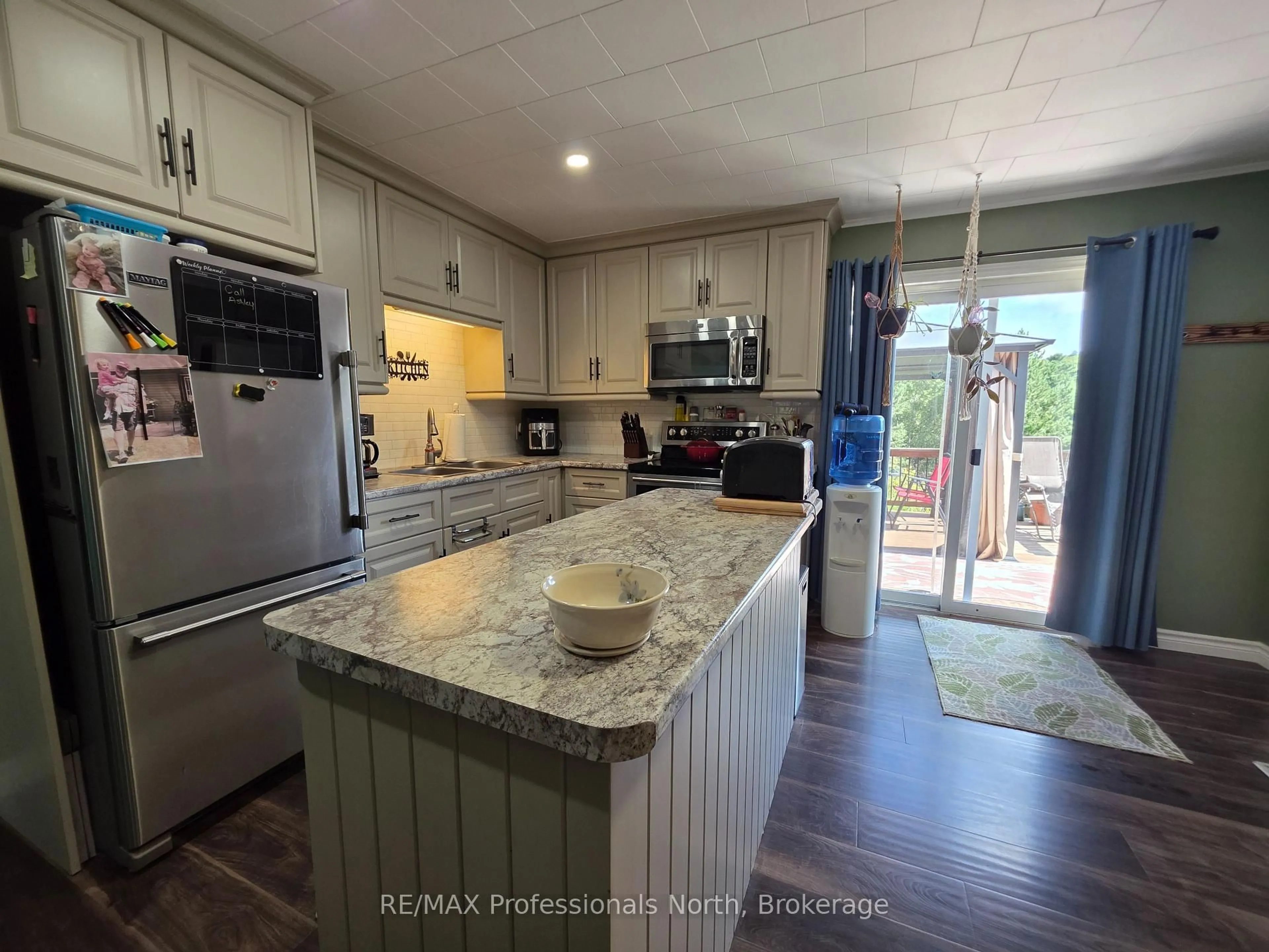 Open concept kitchen, ceramic/tile floor for 342 Bobcaygeon Rd, Minden Hills Ontario K0M 2K0