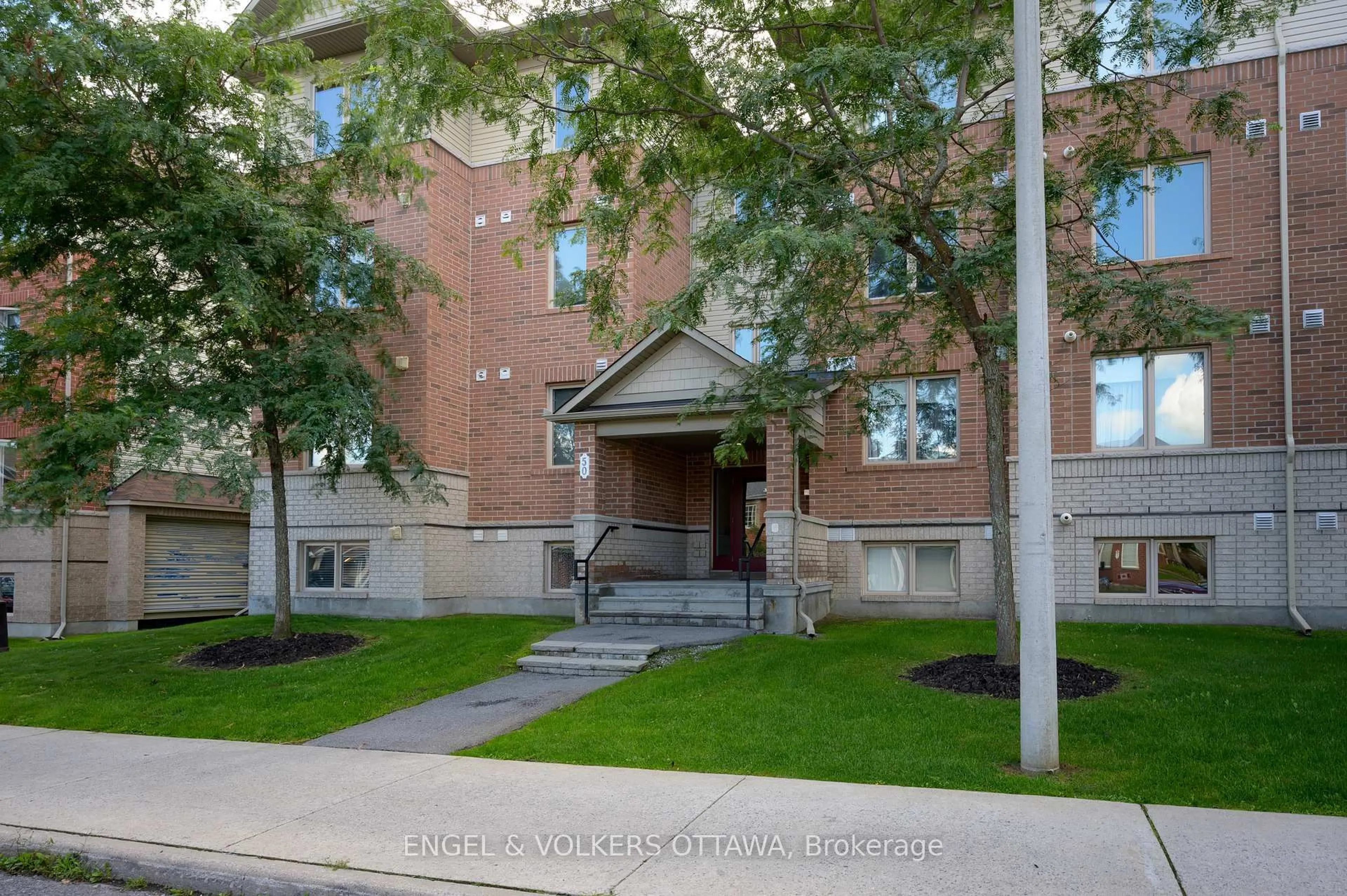 Unknown for 50 Barnstone Dr #7, Ottawa Ontario K2G 6X2