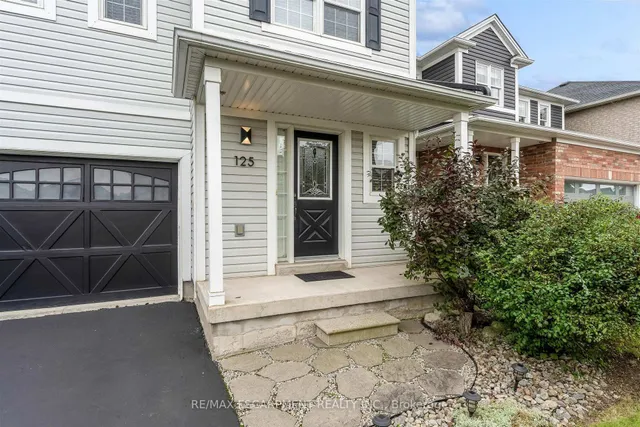 125 Voyager Pass, Hamilton 3