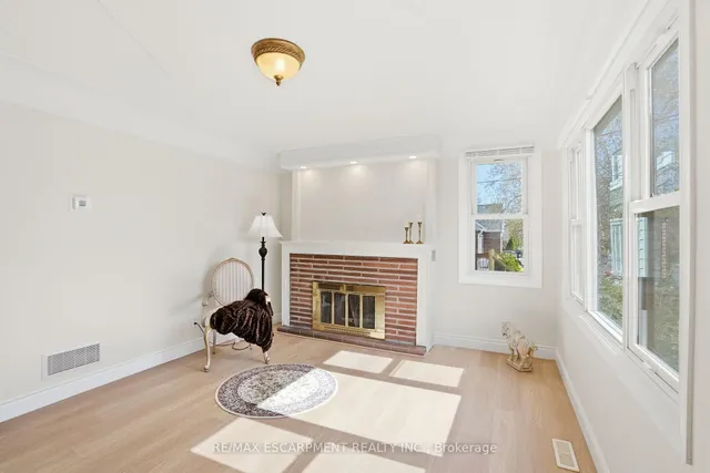 894 Garth St, Hamilton 5