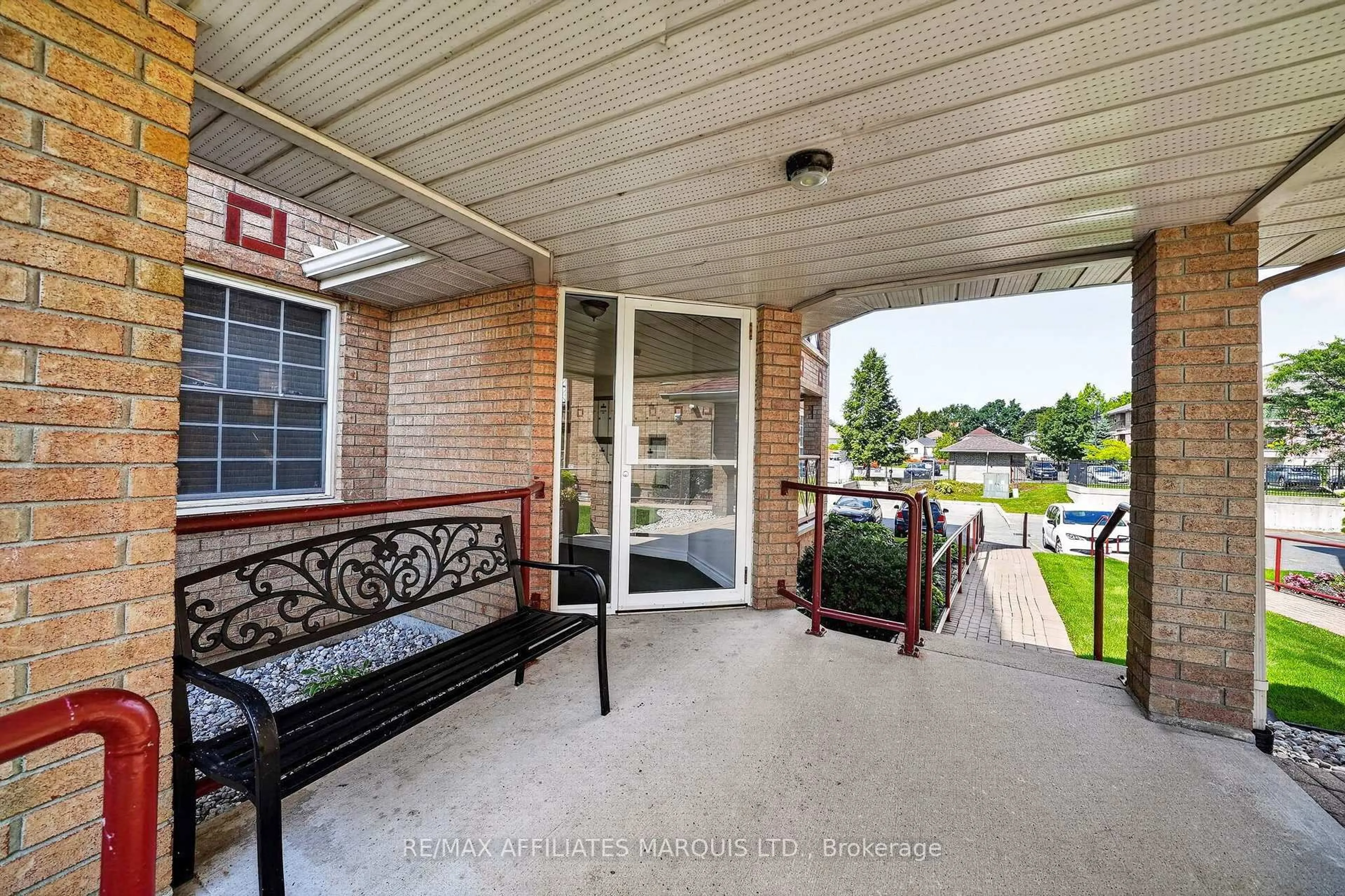 Patio, water/lake/river/ocean view for 331 Water St #304, Cornwall Ontario K6J 1A5