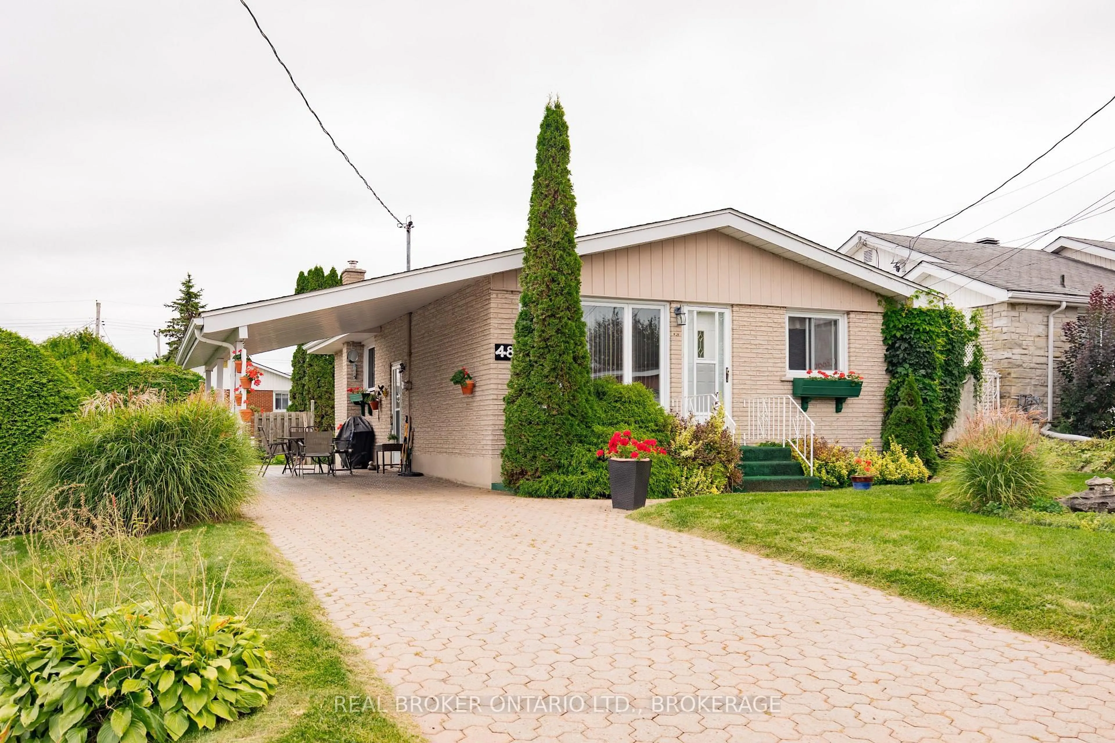 Patio, street for 48 Clement St, North Glengarry Ontario K0C 1A0