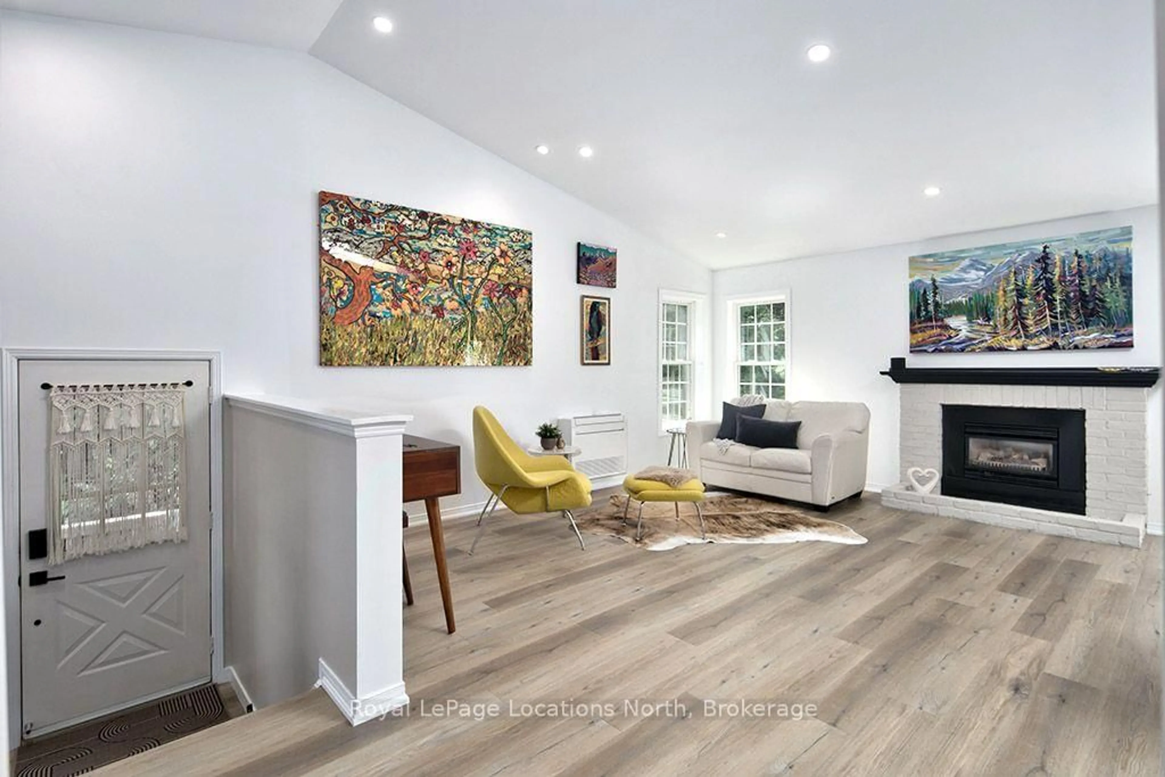 Living room with furniture, wood/laminate floor for 150 Victoria St #146, Blue Mountains Ontario N0H 2P0