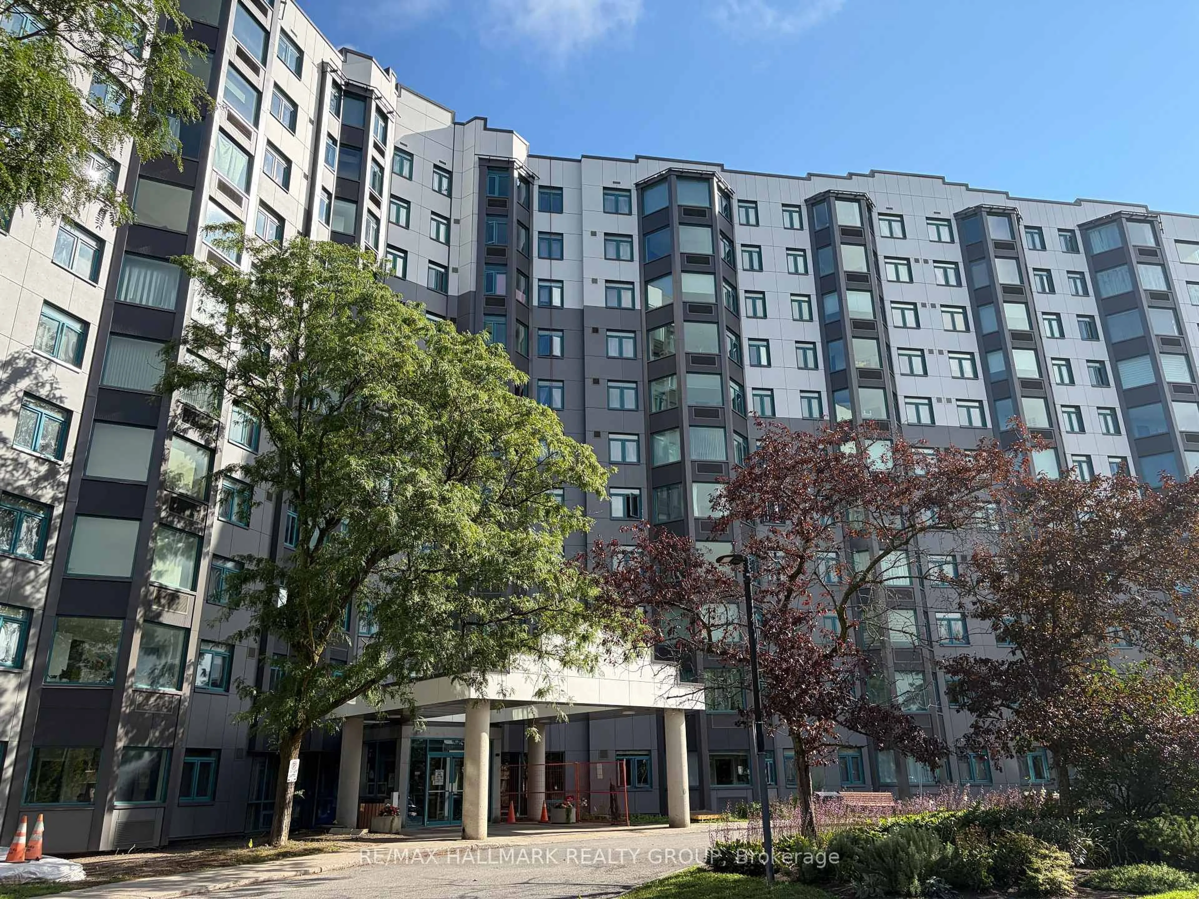 Unknown for 1025 Grenon Ave #915, Ottawa Ontario K2B 8S5