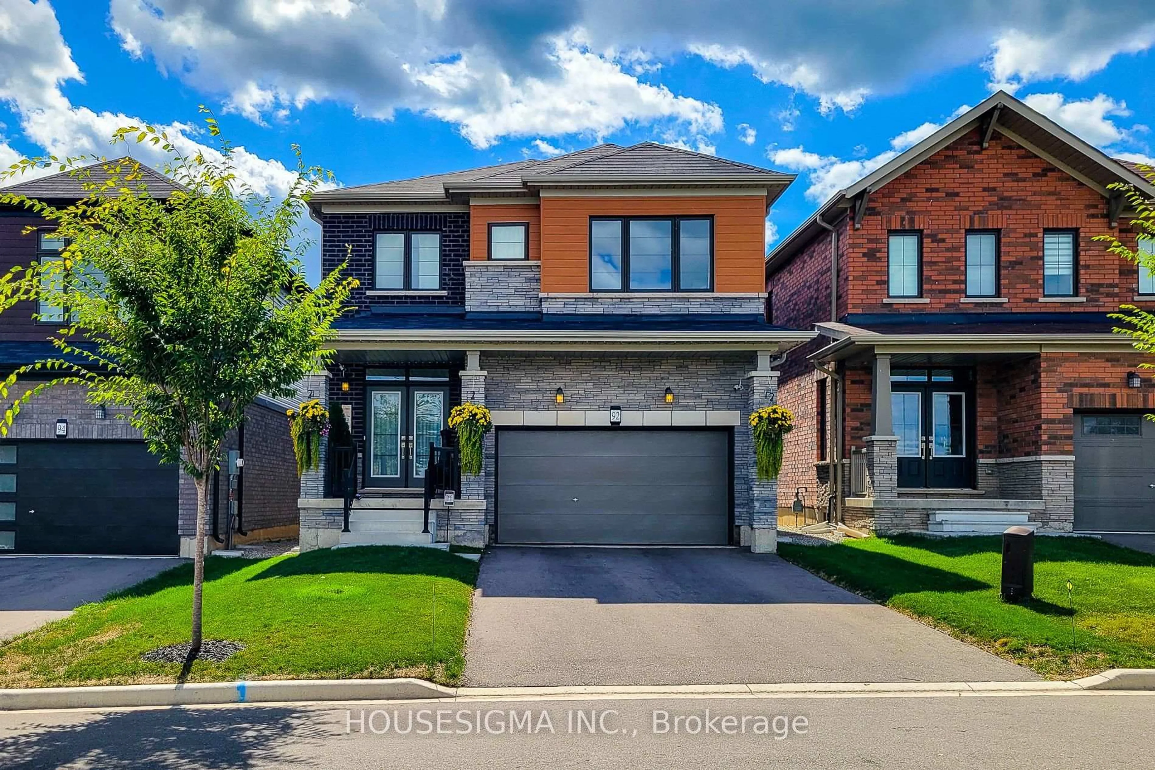 Home with brick exterior material, street for 92 Sundin Dr, Haldimand Ontario N3W 0H3