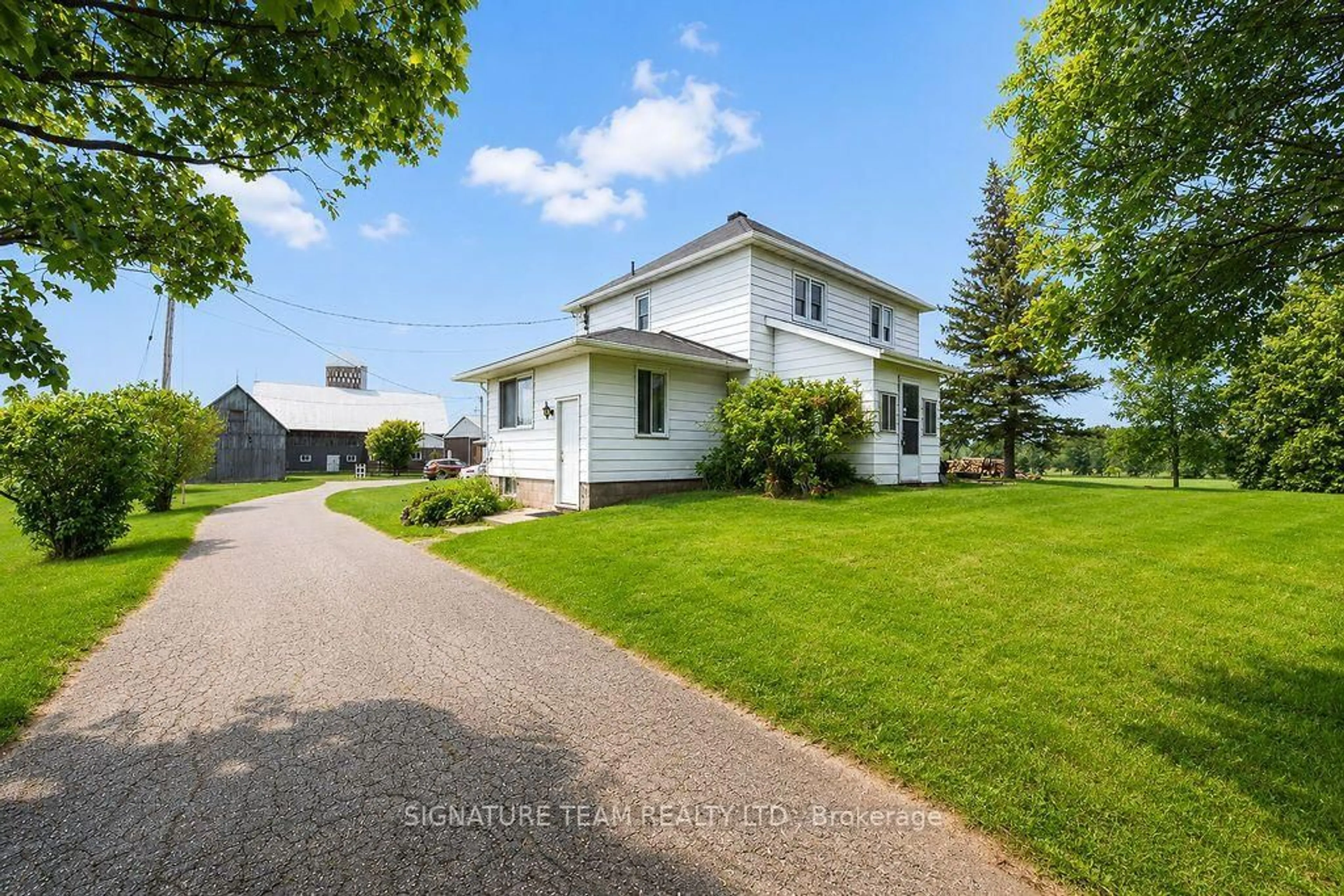 A pic from outside/outdoor area/front of a property/back of a property/a pic from drone, street for 19573 17 Highway, Cobden Ontario K0J 1K0