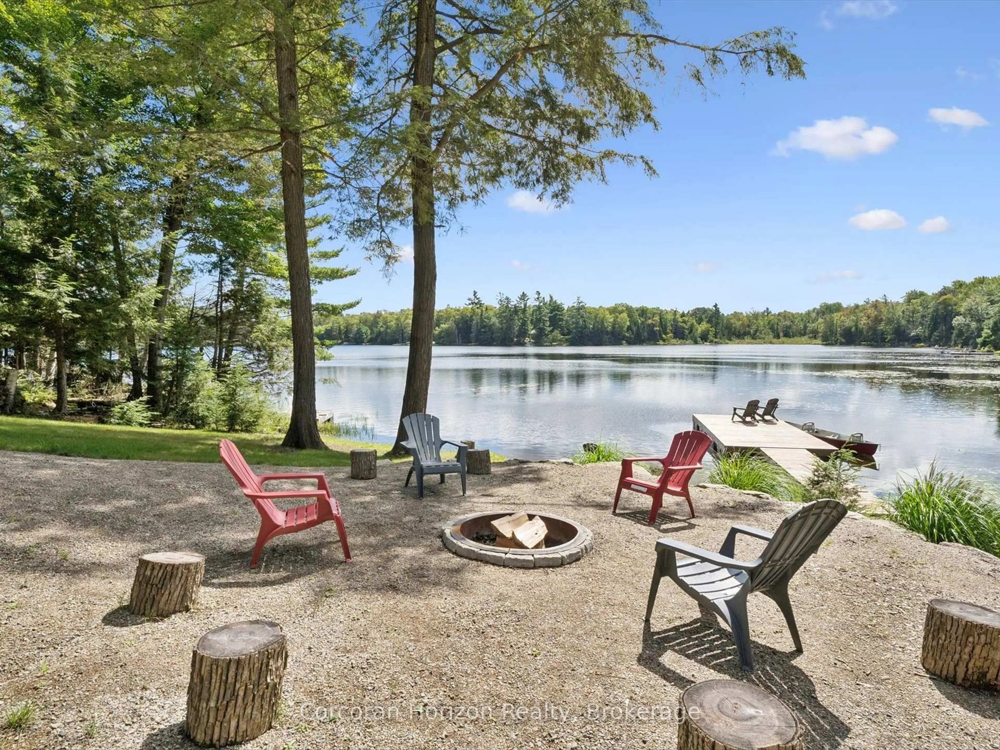 Patio, water/lake/river/ocean view for 1211 Pluto Tr, Dysart et al Ontario K0M 1S0