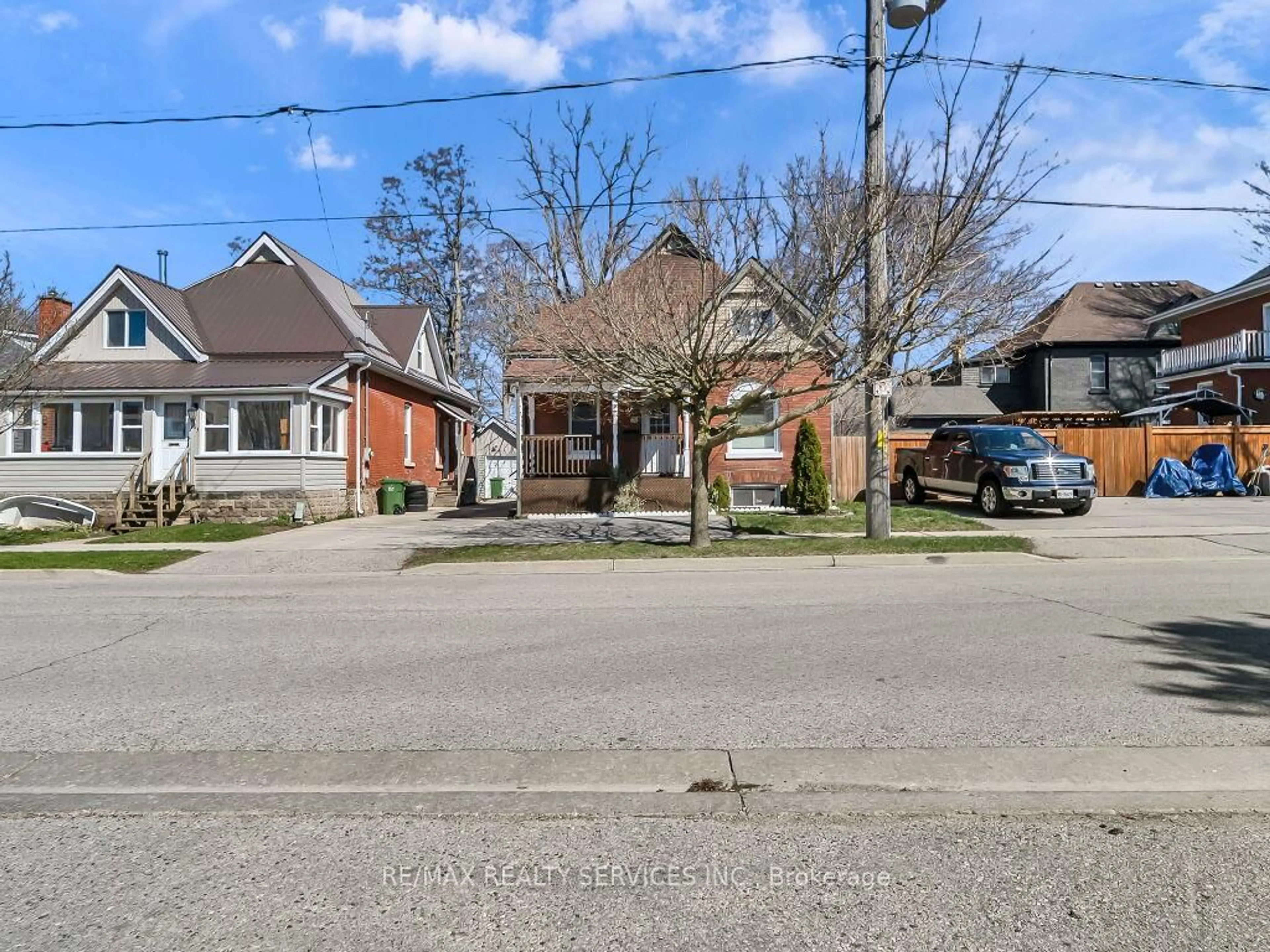 Unknown for 65 MOORE St, St. Thomas Ontario N5R 3W4