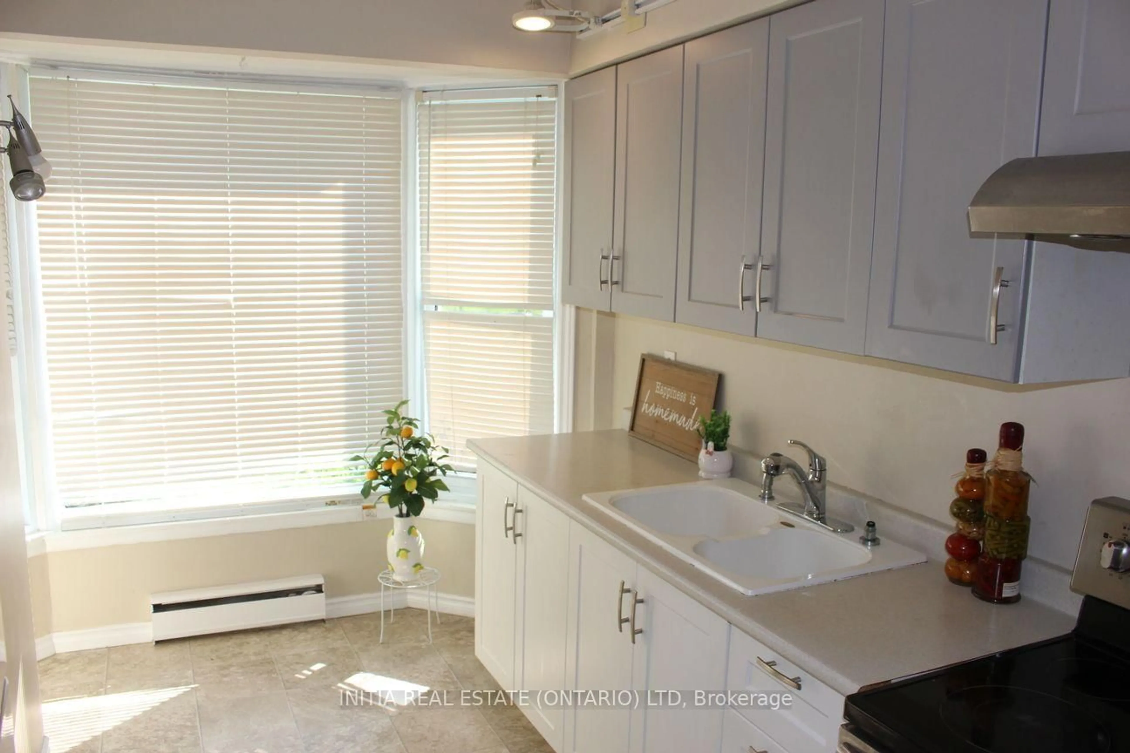Unknown for 47 Arbour Glen Cres, London East Ontario N5Y 1Z9
