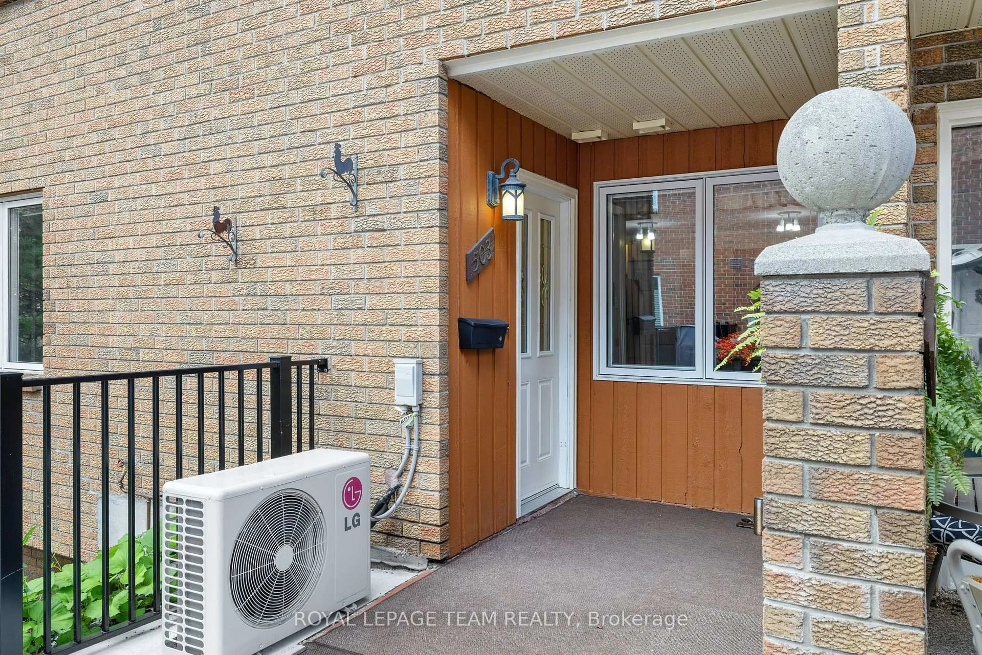 Unknown for 503 Stratas Crt #34, Kanata Ontario K2L 3K7