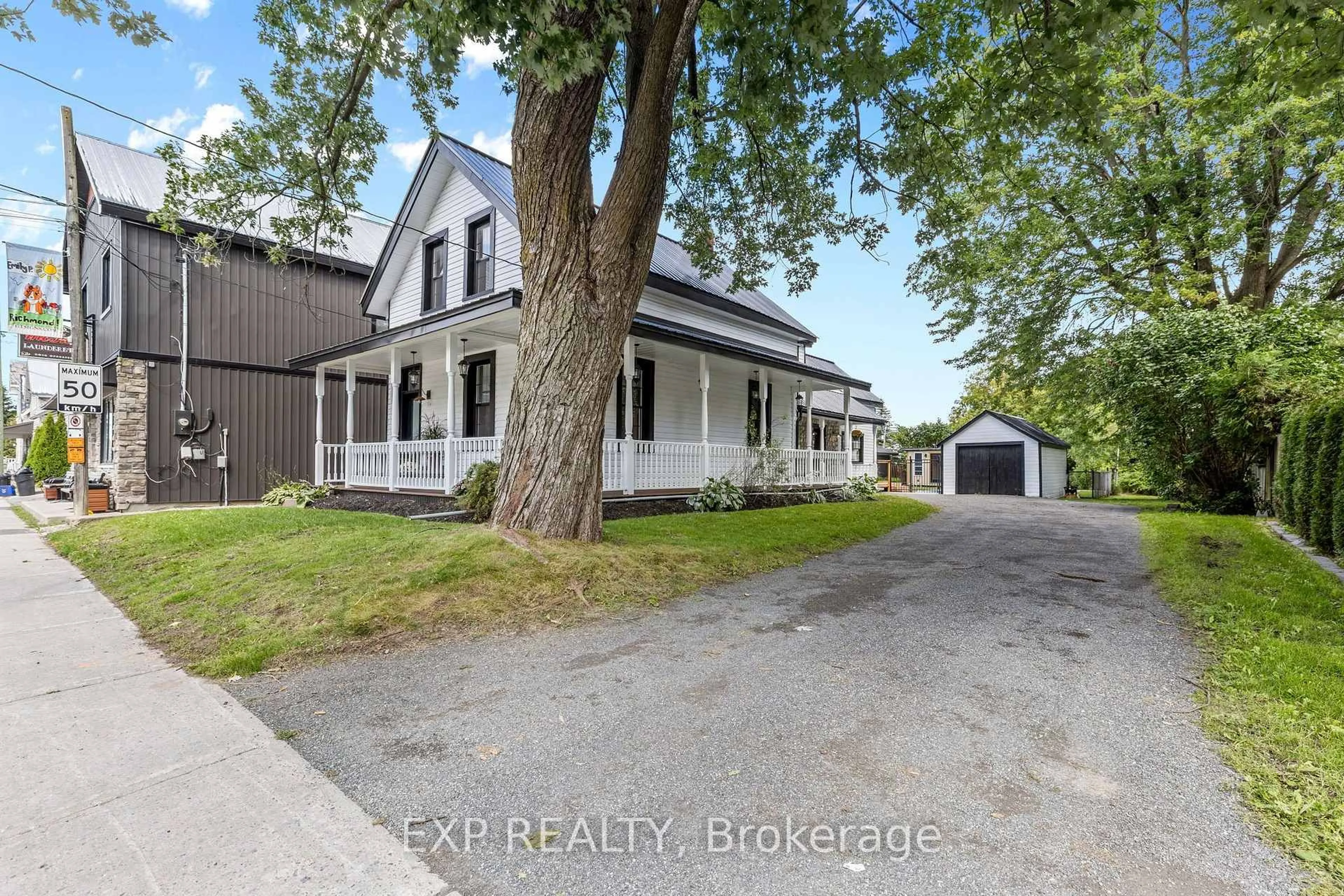A pic from outside/outdoor area/front of a property/back of a property/a pic from drone, street for 3465 MCBEAN St, Richmond Ontario K0A 2Z0