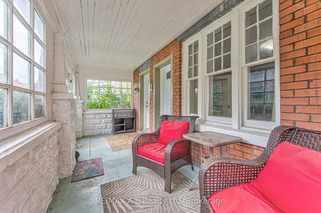 40 Douro St, Stratford 5