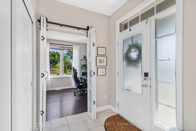 3 Stoneleigh St, Ottawa 5