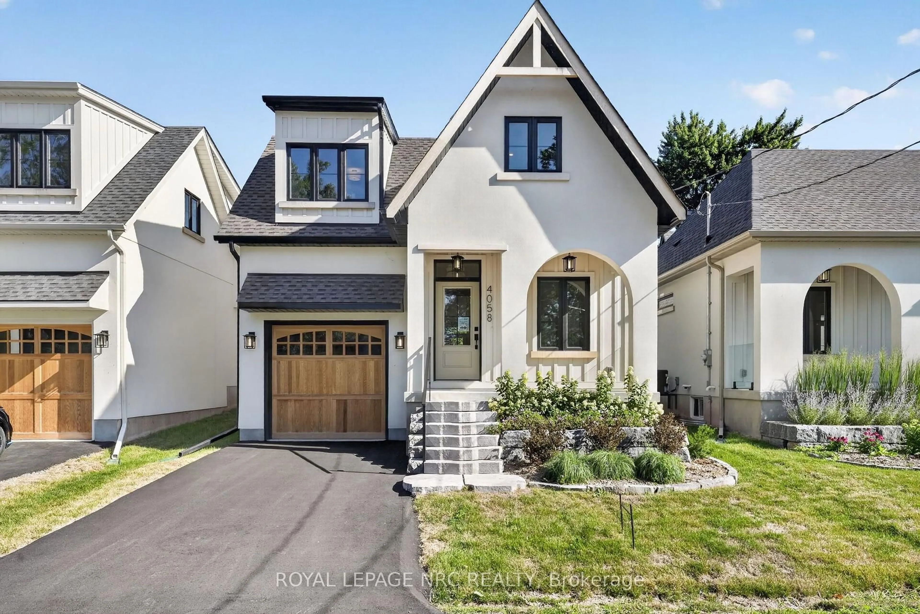 Home with brick exterior material, street for 4058 GLENSPRING Rd, Fort Erie Ontario L0S 1B0