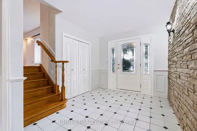 20 Bishop Crt, Kitchener 5