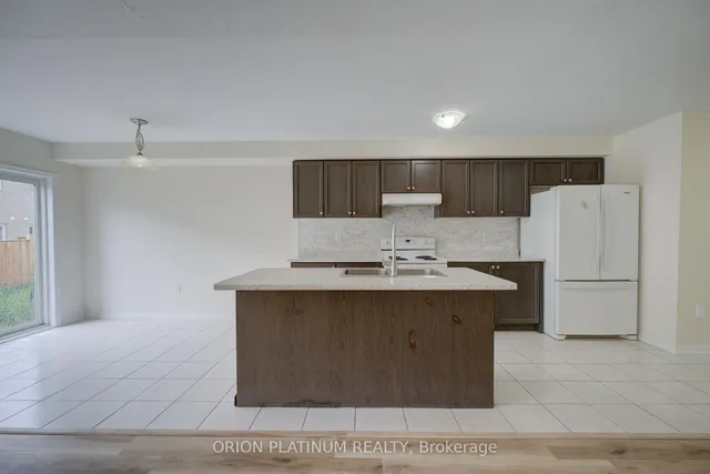 140 Munro Circ, Brantford 5