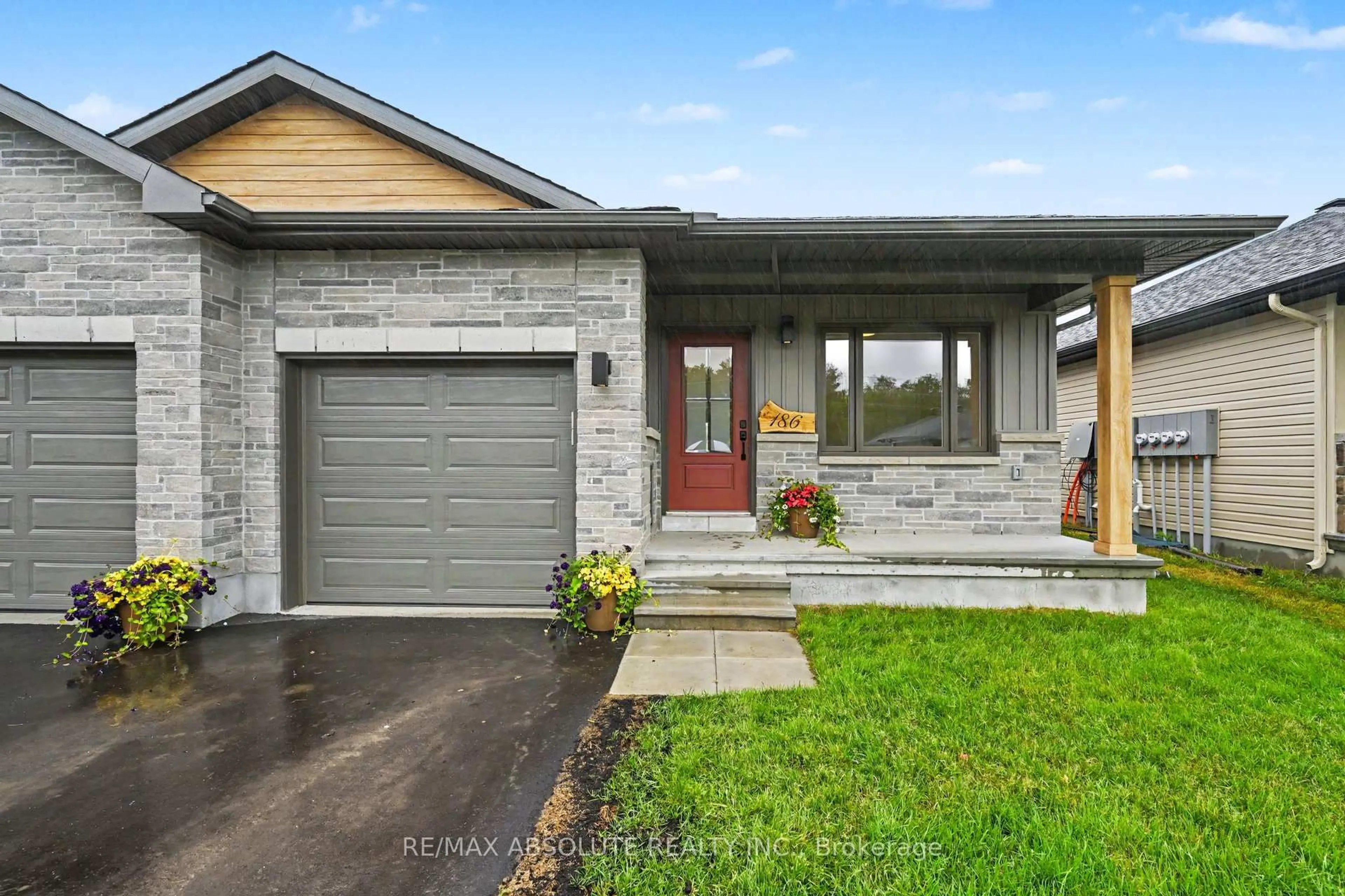 Home with brick exterior material, street for 186 Seabert Dr, Arnprior Ontario K7S 0H9