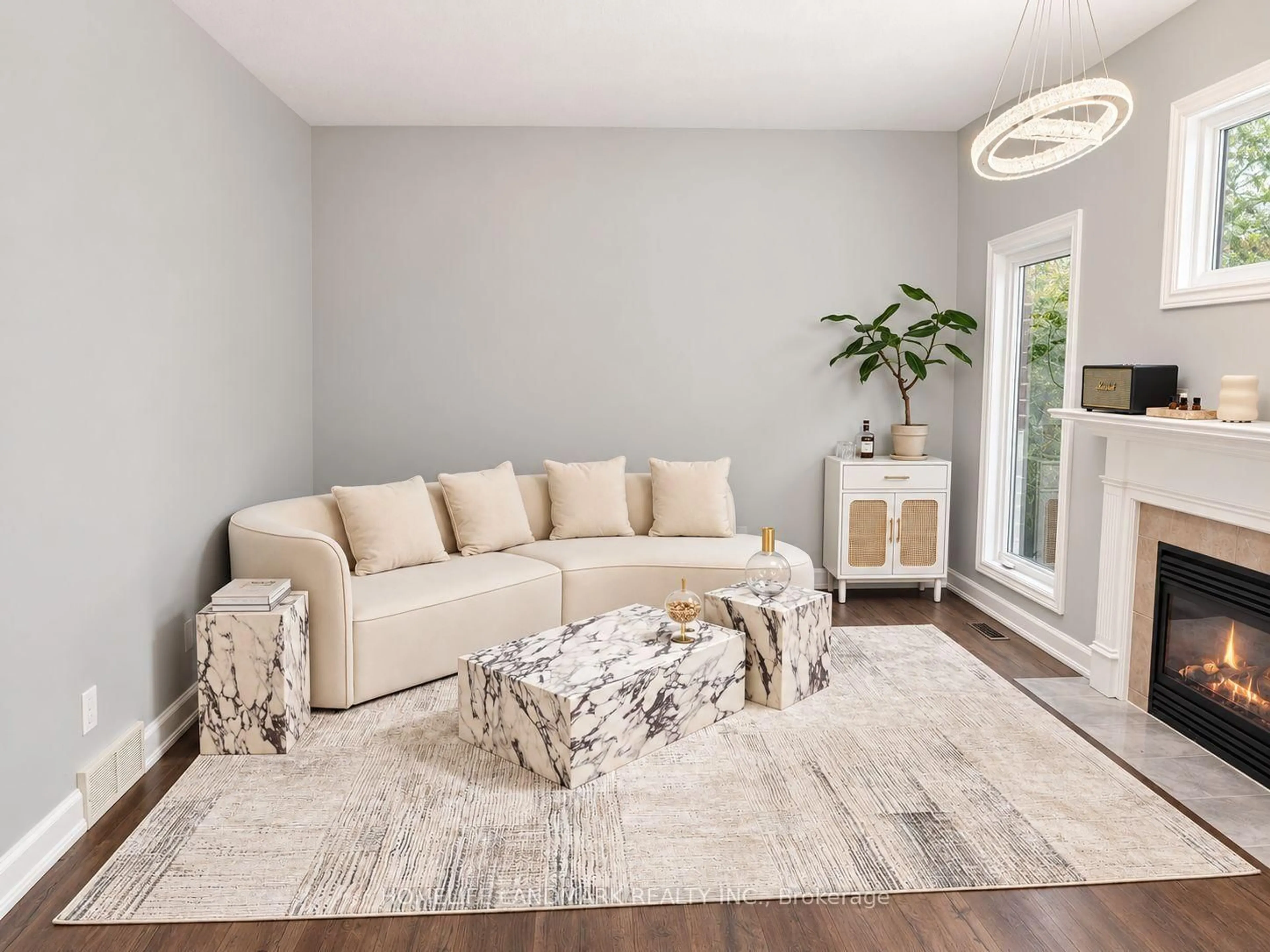 Living room with furniture, unknown for 2052 Pelkey Rd, London North Ontario N6G 5L5