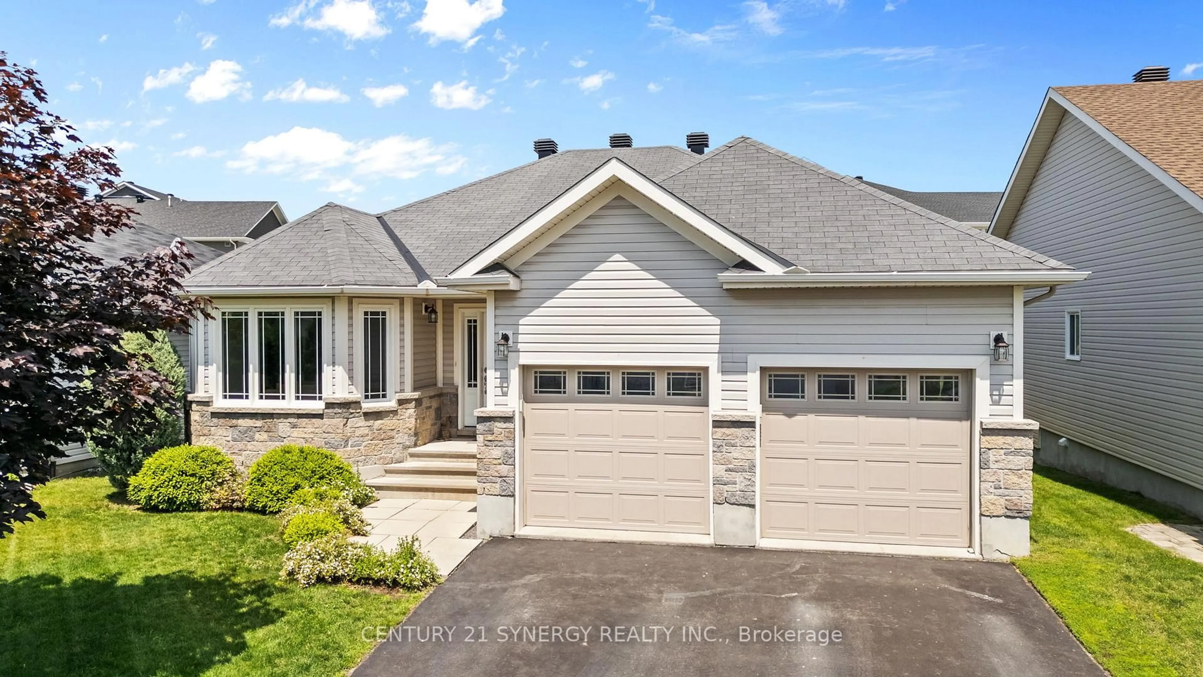 Home with brick exterior material, street for 7 Westerra Way, North Grenville Ontario K0G 1J0
