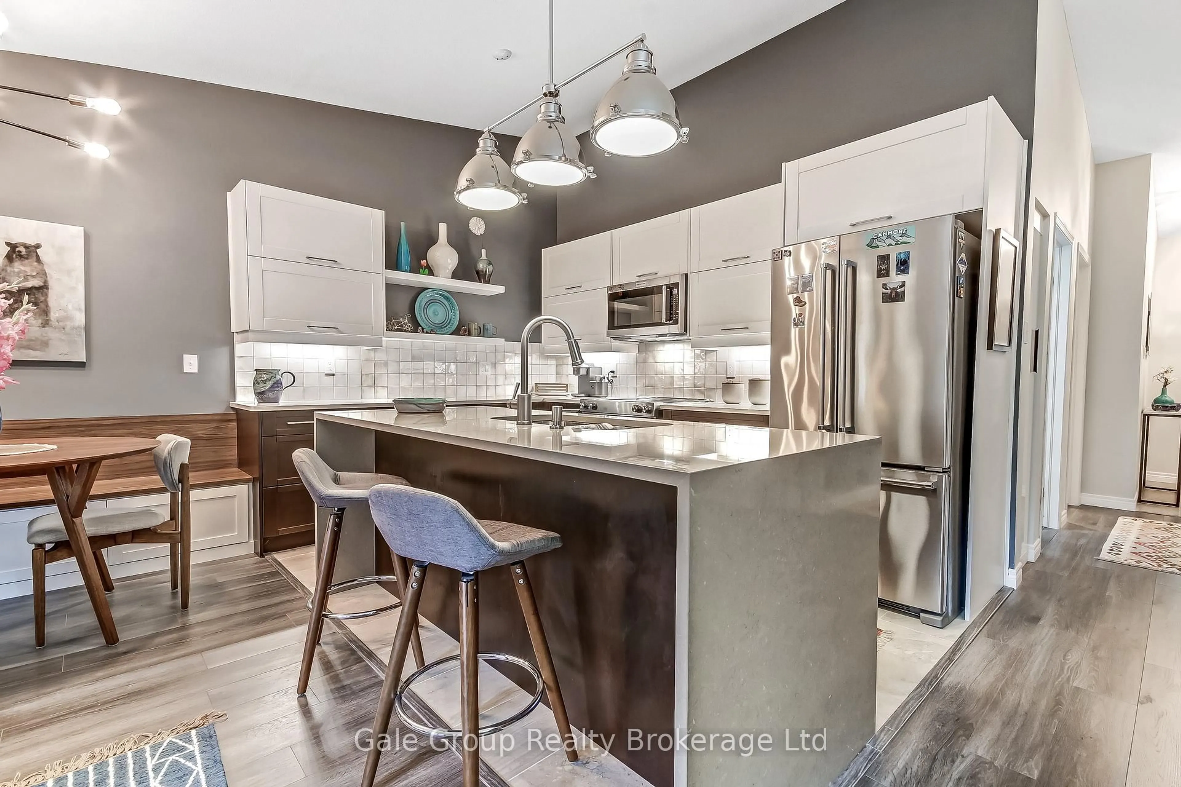 Open concept kitchen, unknown for 535 Nova Scotia Crt, Woodstock Ontario N4S 8Z3