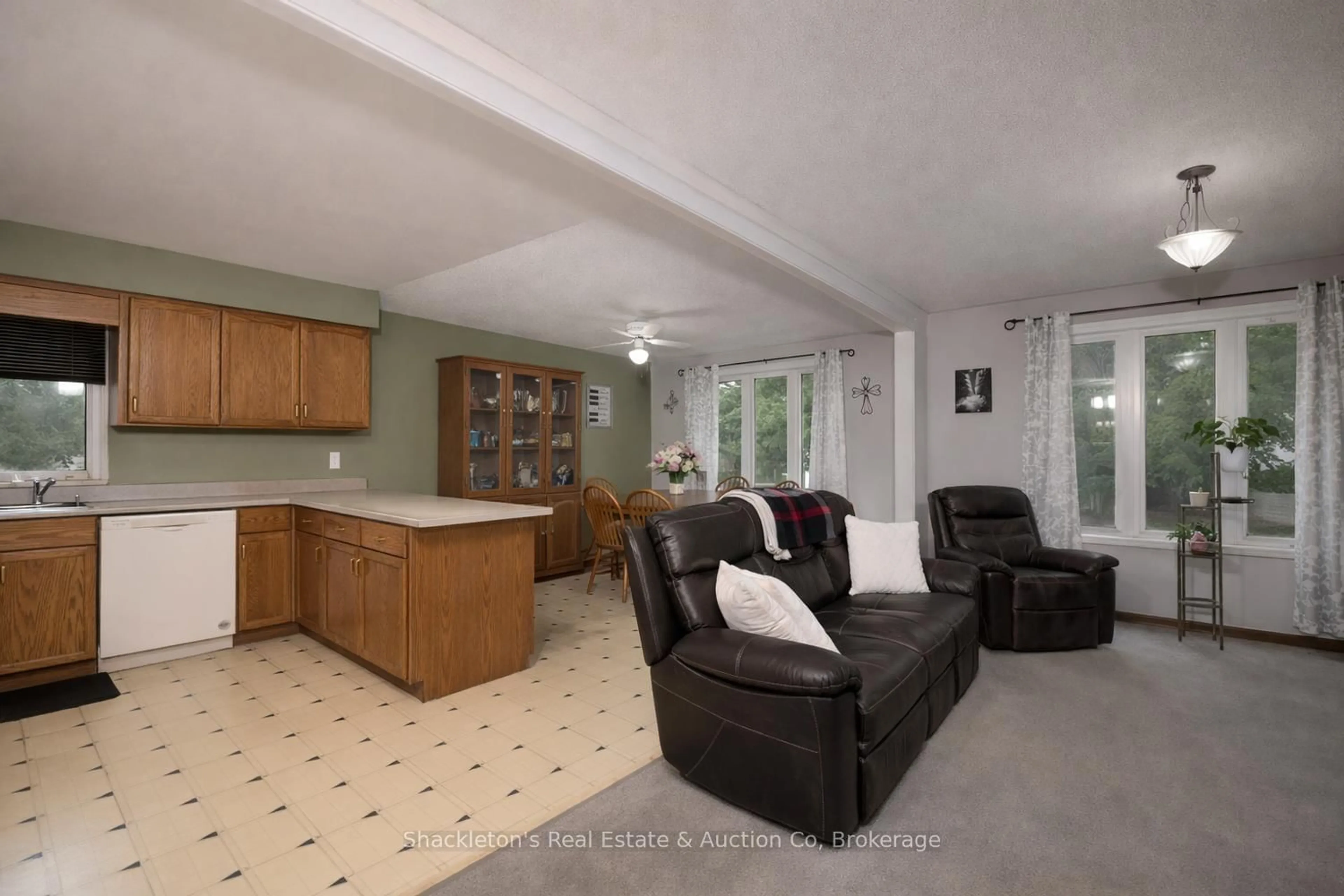 Unknown for 44 Blenheim St, West Perth Ontario N0K 1N0