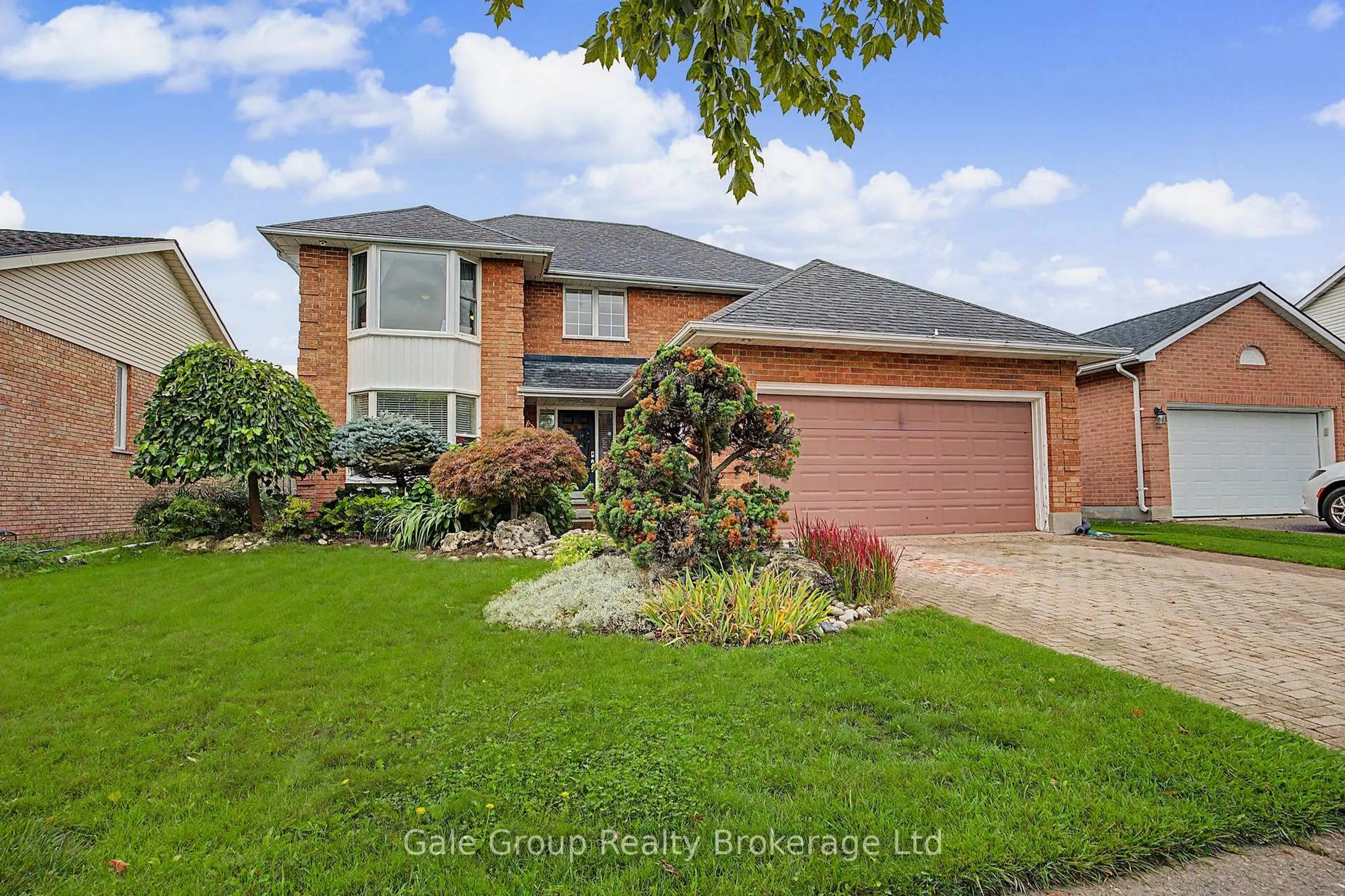 Home with brick exterior material, unknown for 15 Ortona St, Woodstock Ontario N4T 1M7