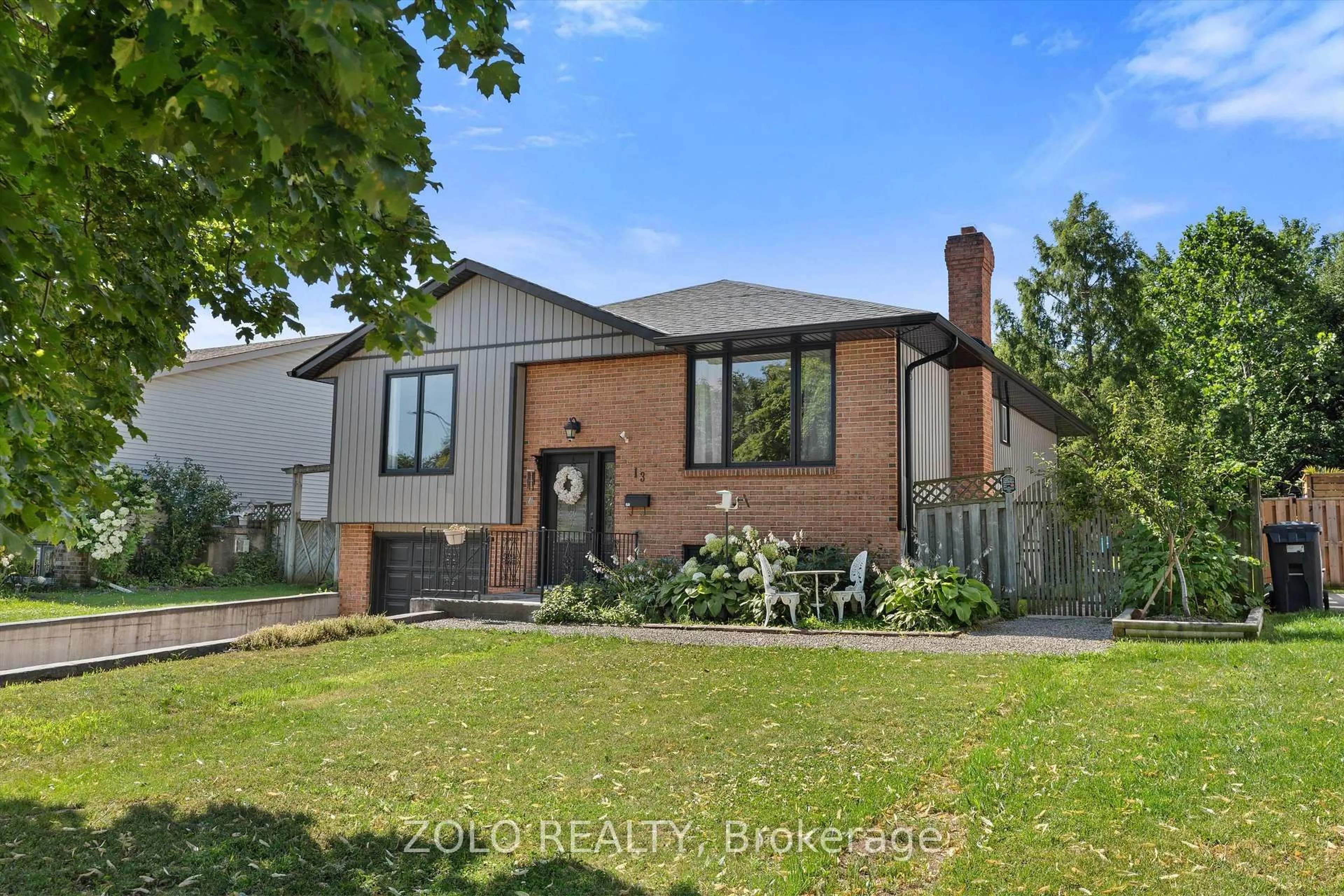 Home with brick exterior material, street for 13 Cowan Dr, Thorold Ontario L2V 4Y8