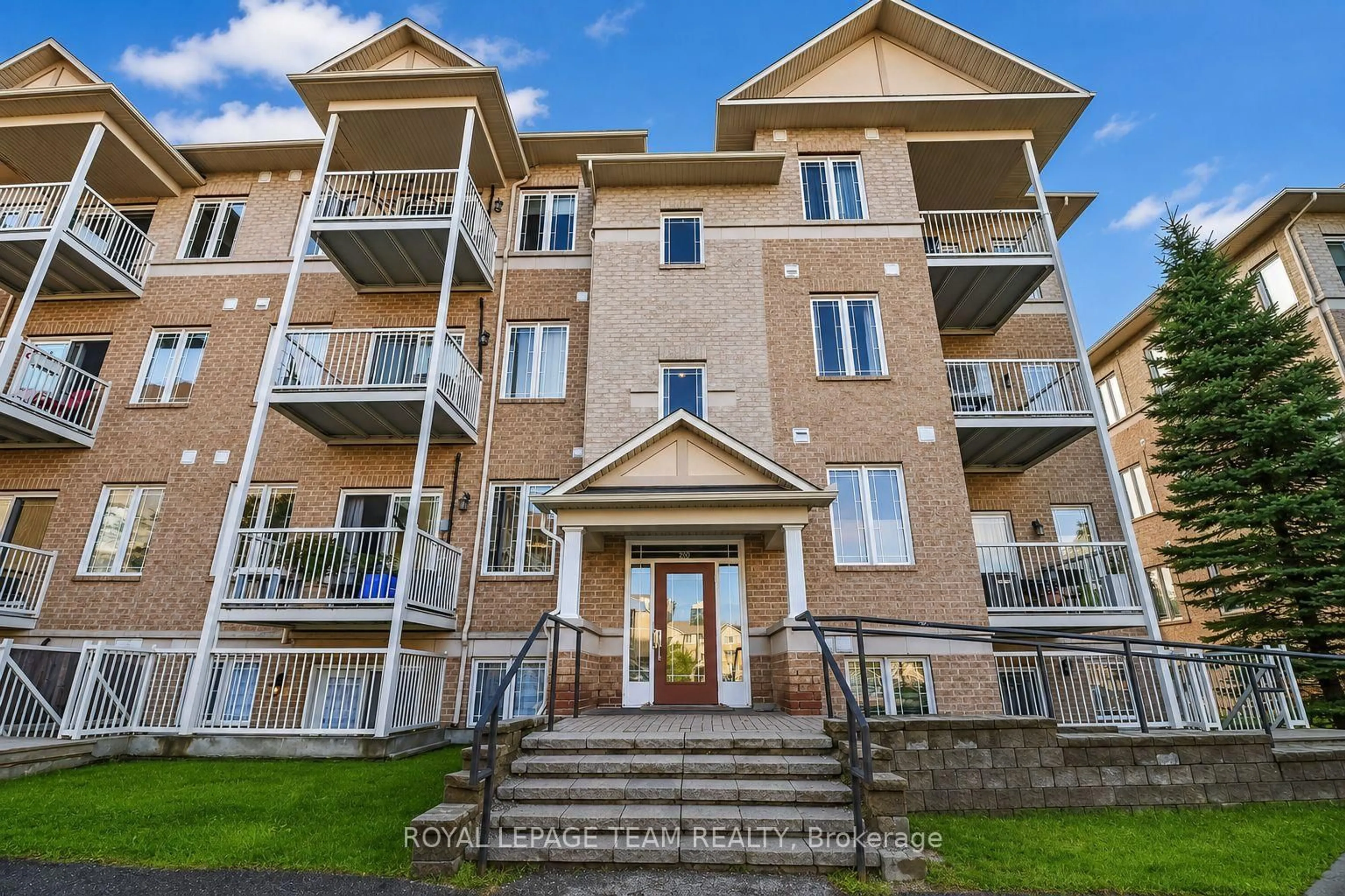 Unknown for 200 Paseo Private #6, Ottawa Ontario K2G 4N7