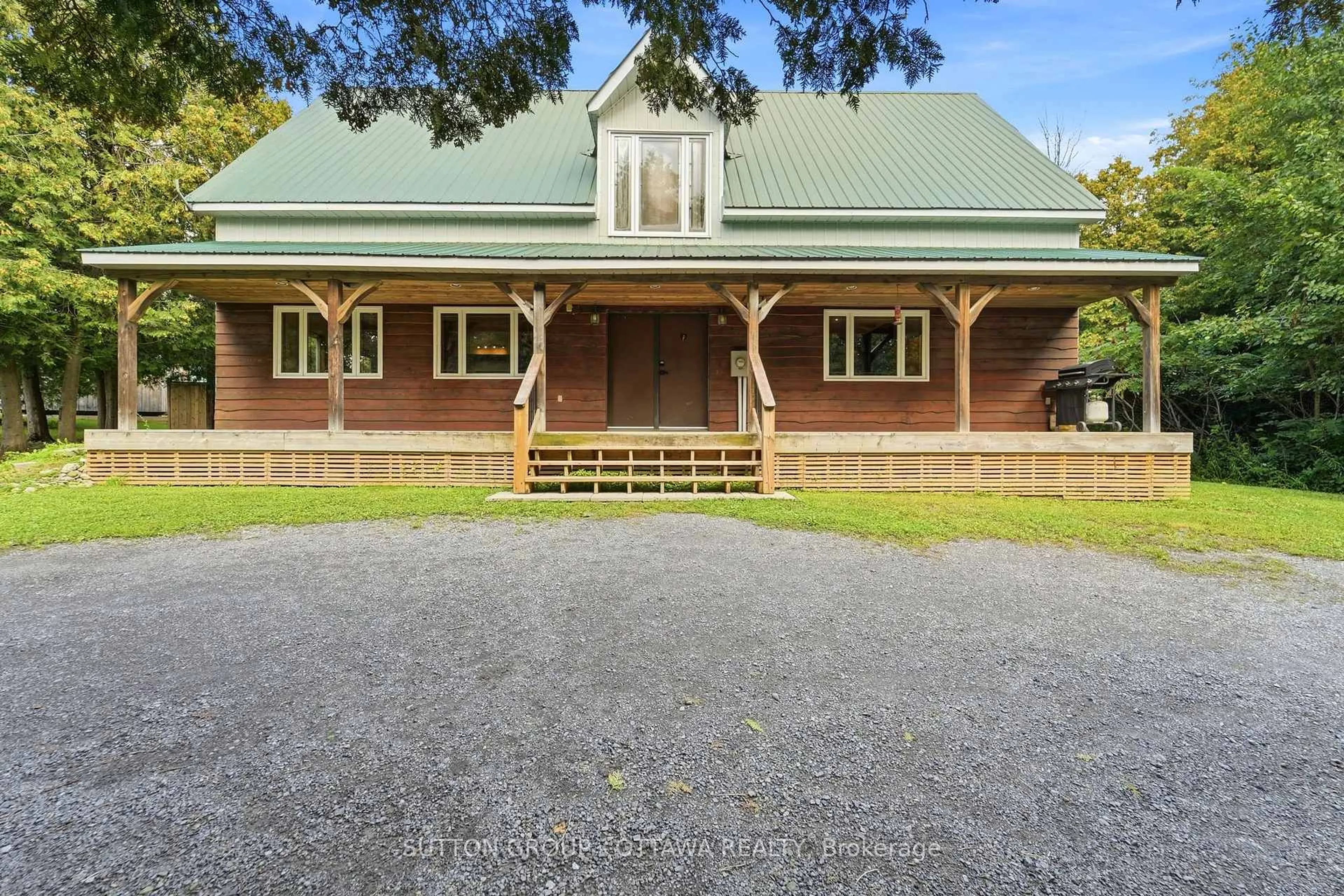 A pic from outside/outdoor area/front of a property/back of a property/a pic from drone, building for 1715 Carsonby Rd, Kars Ontario K0A 2E0