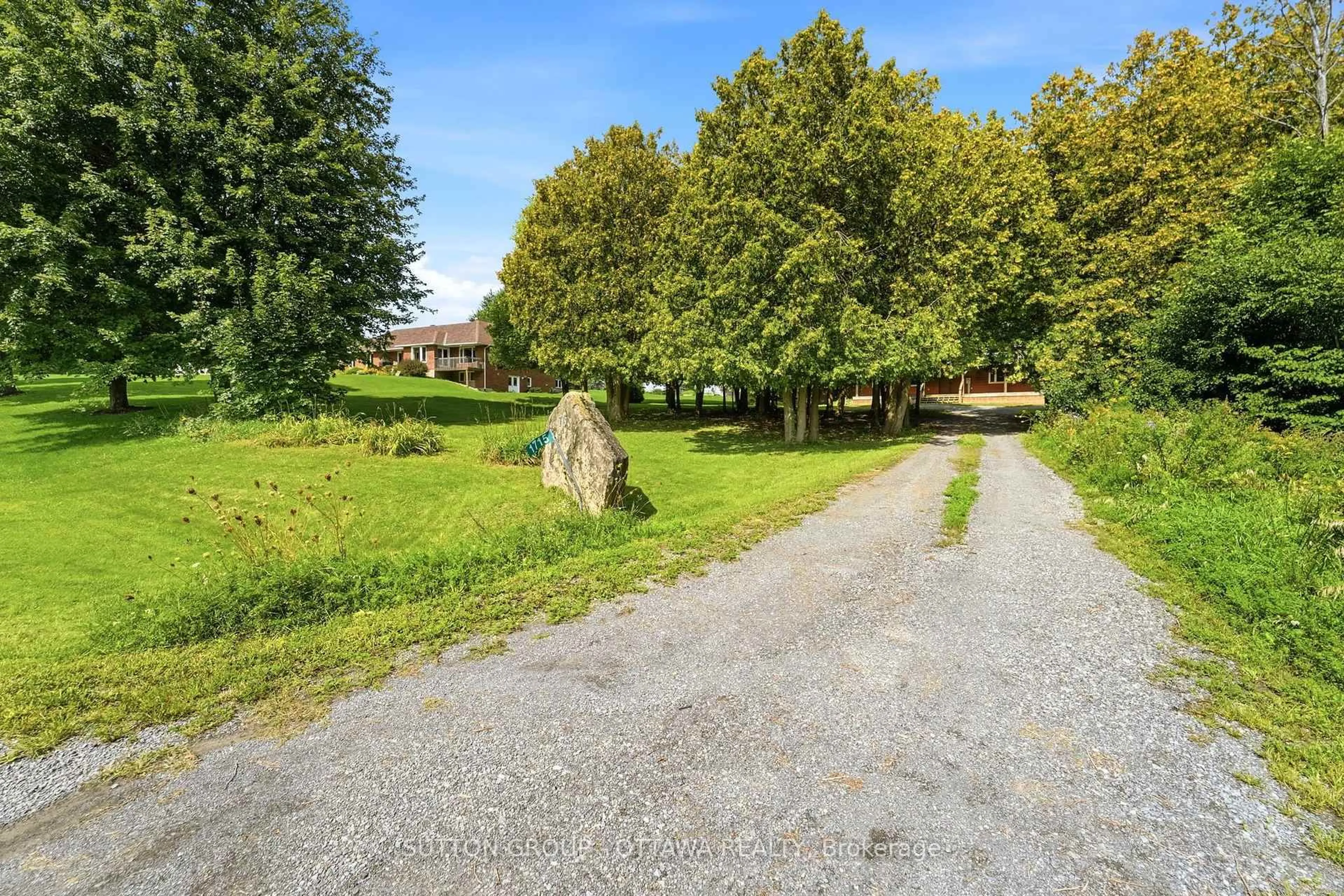 A pic from outside/outdoor area/front of a property/back of a property/a pic from drone, unknown for 1715 Carsonby Rd, Kars Ontario K0A 2E0