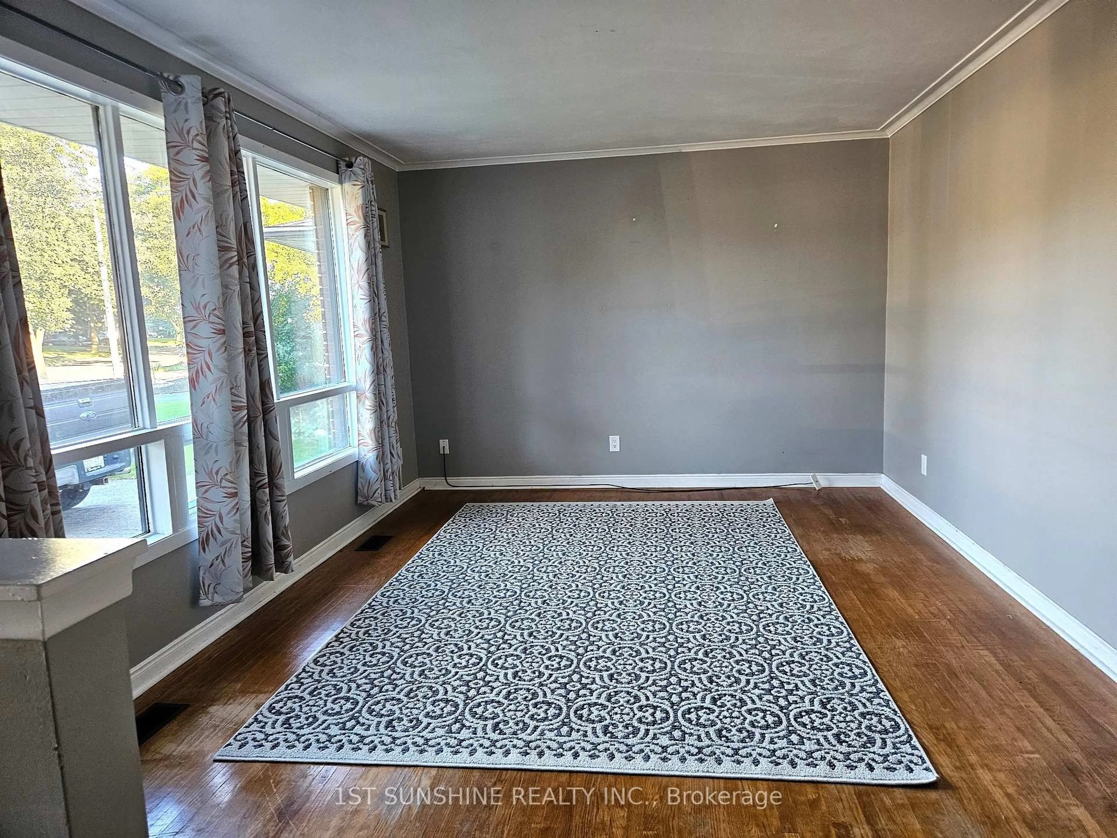 A pic of a room for 65 Winding Way, Brantford Ontario N3R 3S4