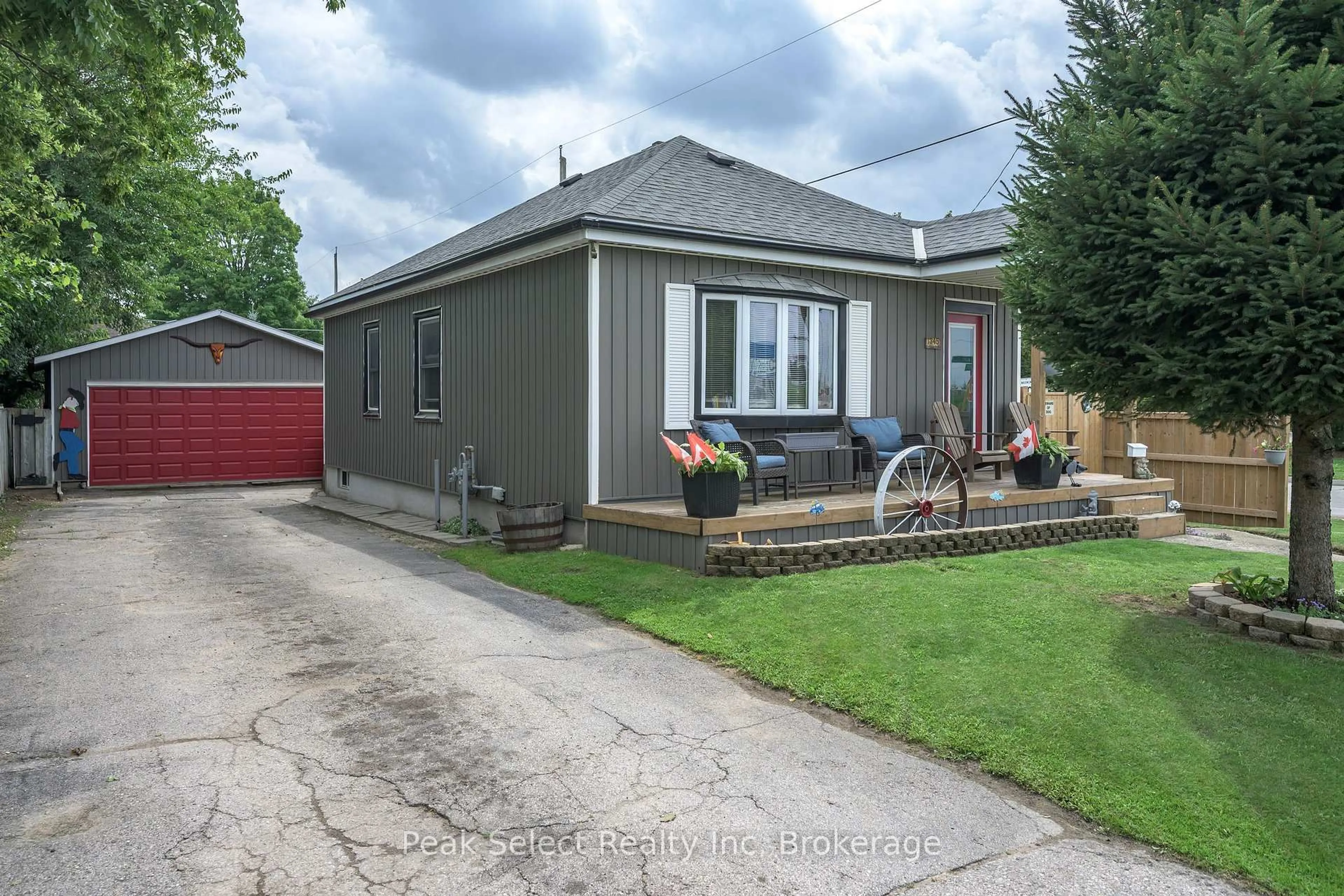 Unknown for 1345 Trafalgar St, London East Ontario N5W 1W5