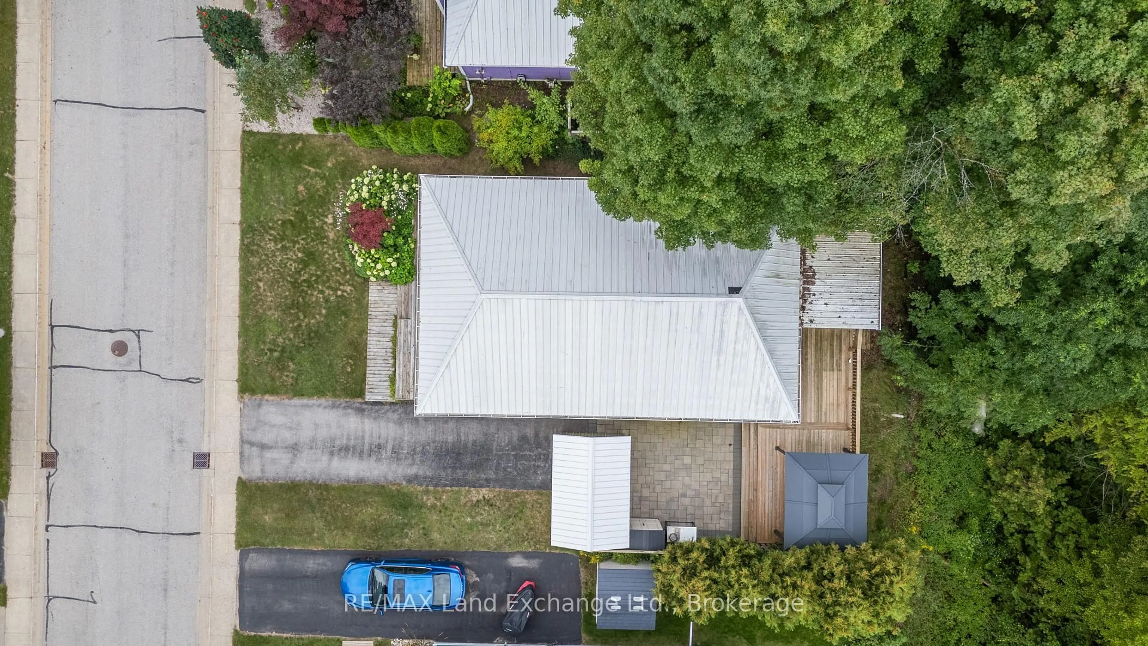 A pic from outside/outdoor area/front of a property/back of a property/a pic from drone, street for 383 Mcnabb St #119, Saugeen Shores Ontario N0H 2L0